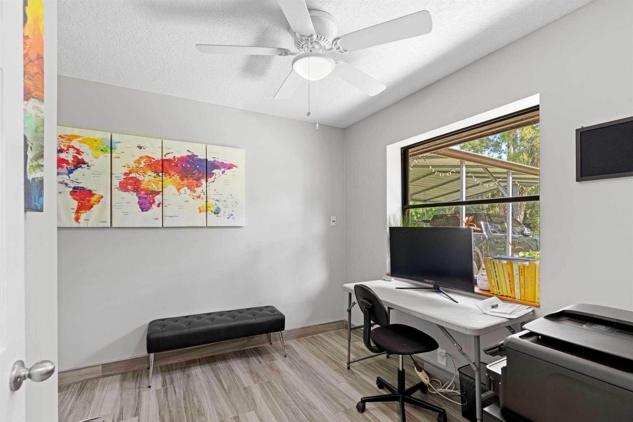 LOXAHATCHEE GROVES - Residential