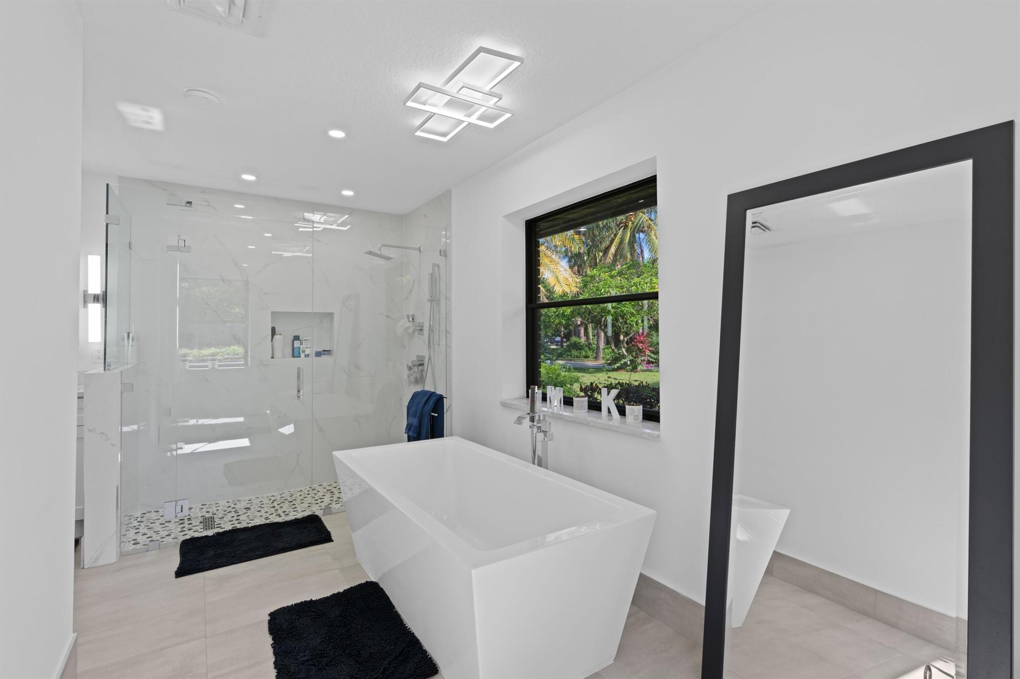 LOXAHATCHEE GROVES - Residential