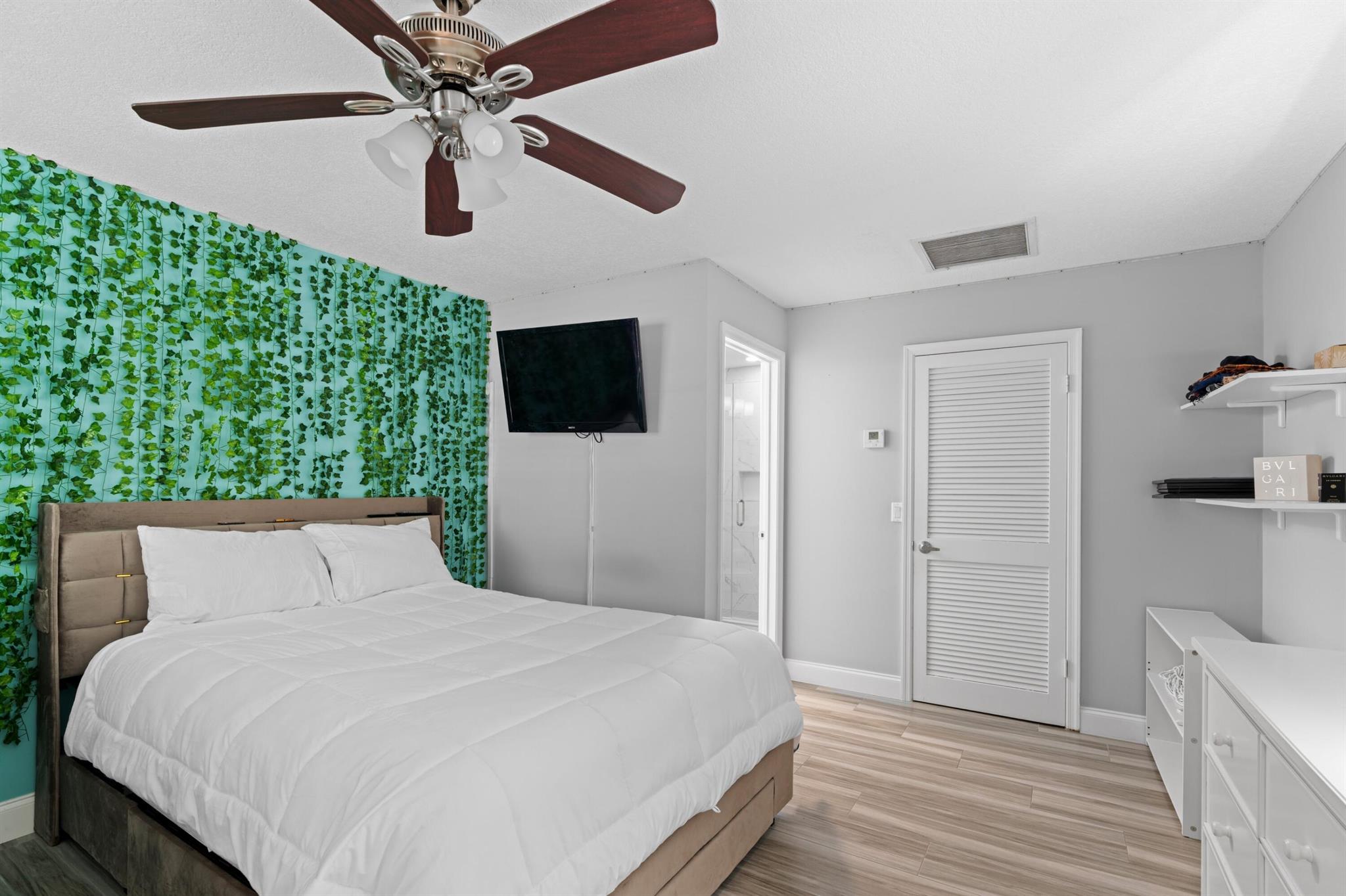 LOXAHATCHEE GROVES - Residential