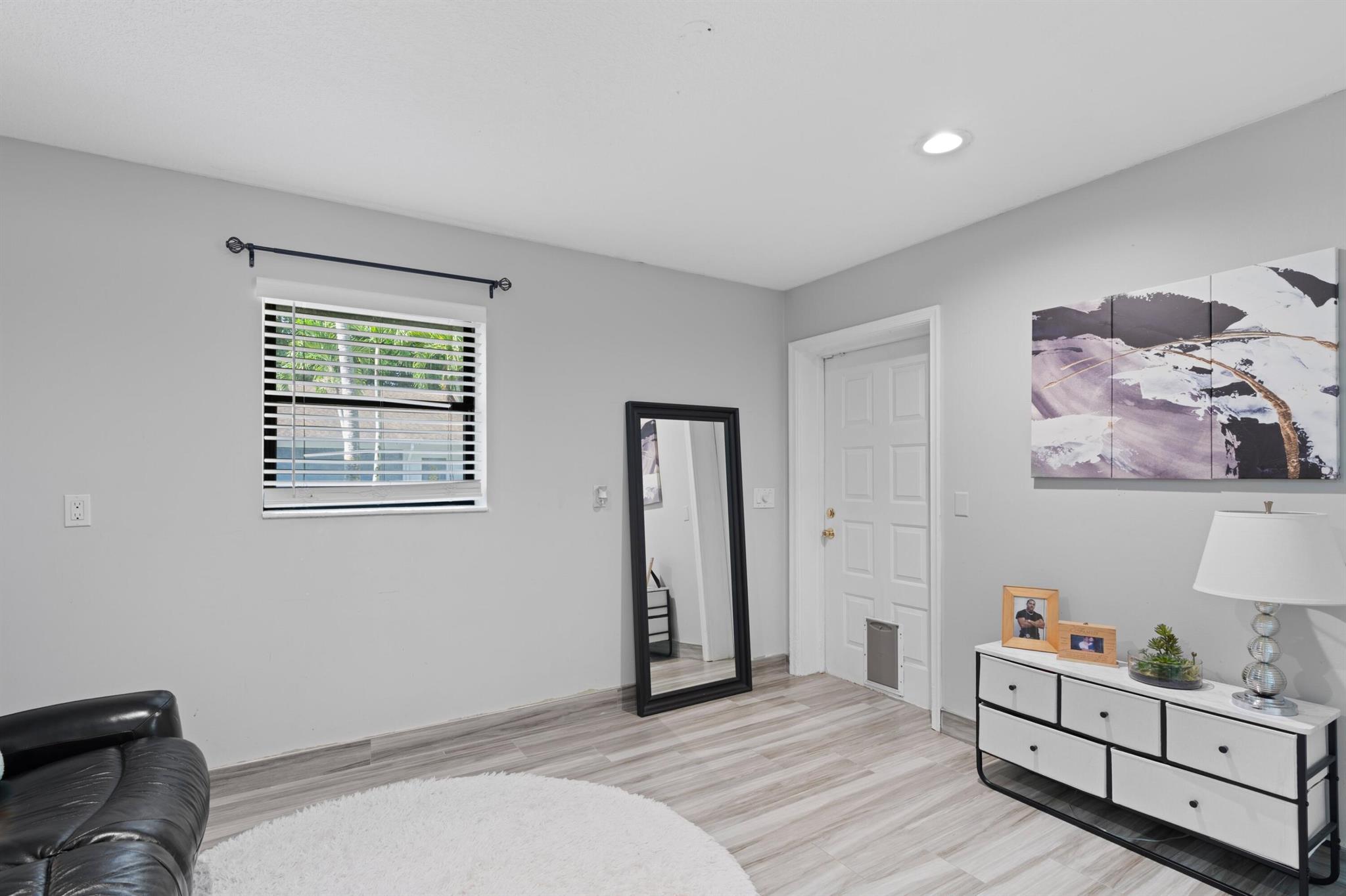 LOXAHATCHEE GROVES - Residential