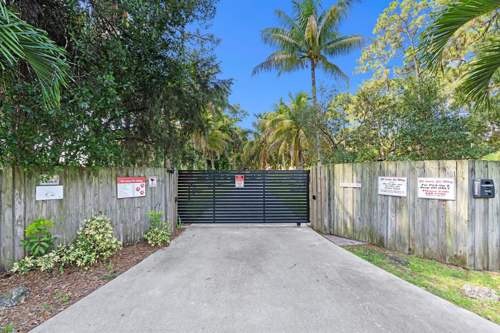 12874 Bryan Road