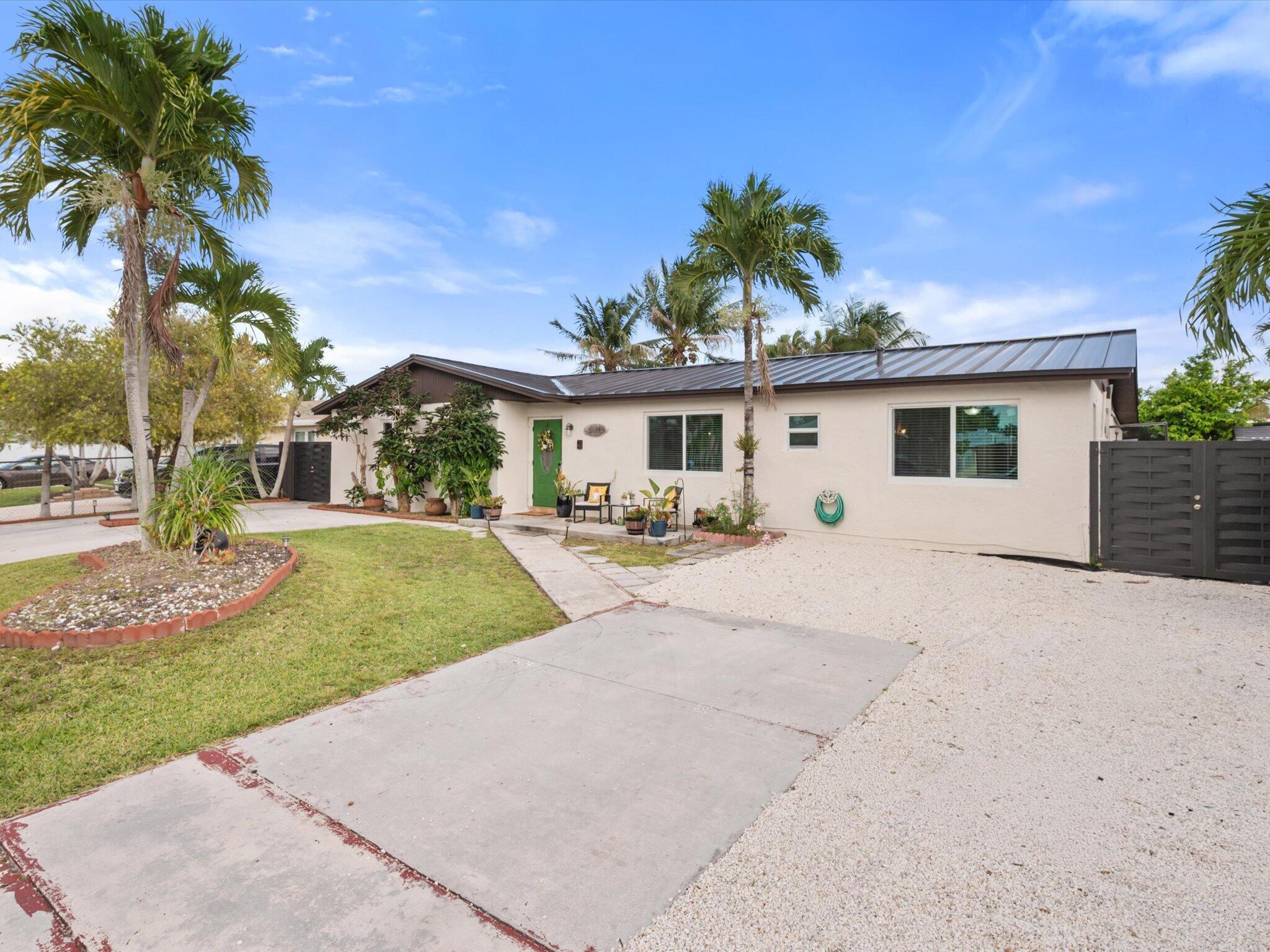 12322 SW 186th Street, Miami, FL, 33177/$675,000 3 12322 SW 186th Street