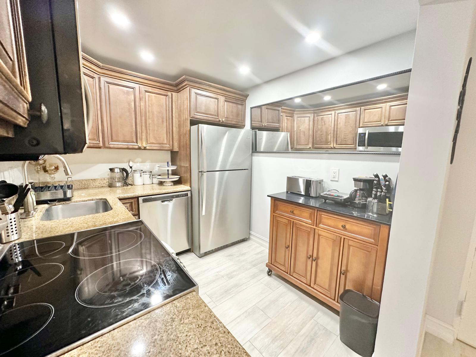 470 NW 20th Street Unit 205