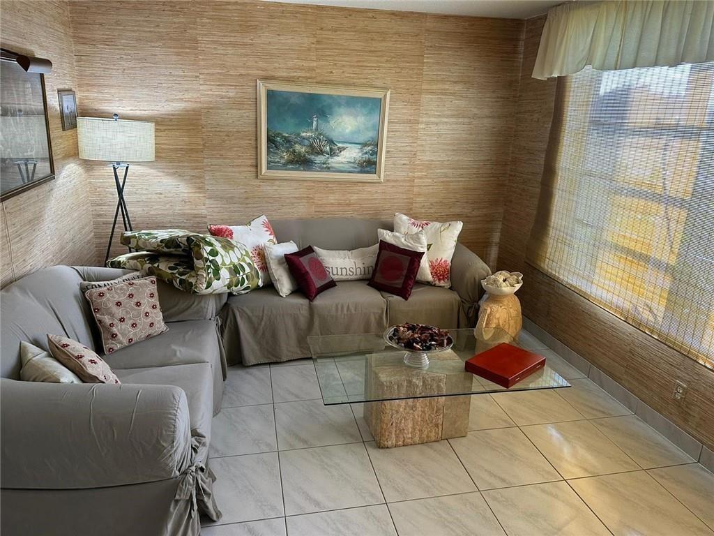 2671 S Course Dr 108