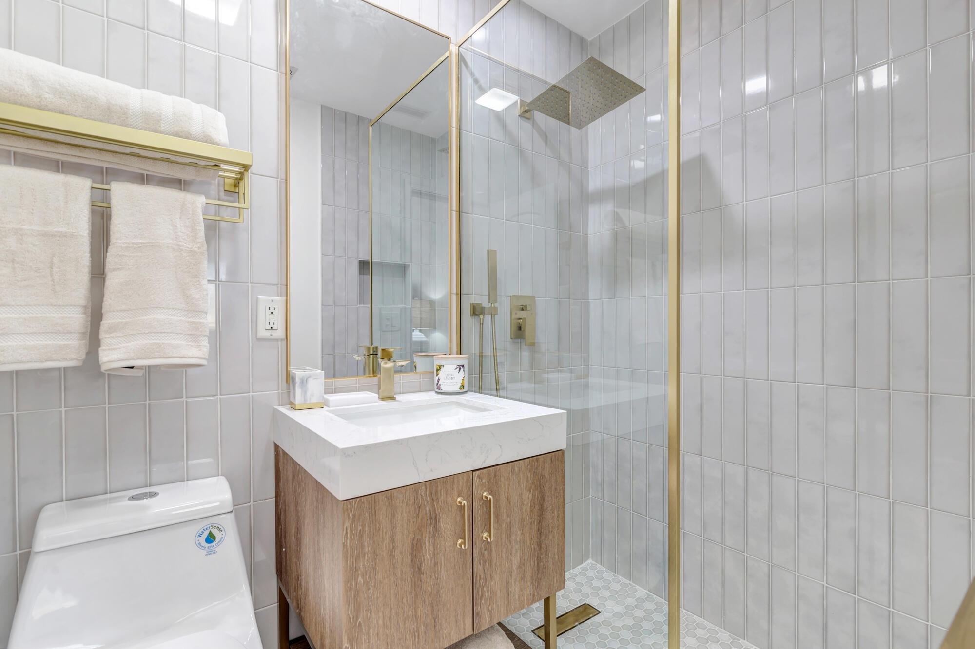 LAKE CLARKE HGTS IN - Residential Lease