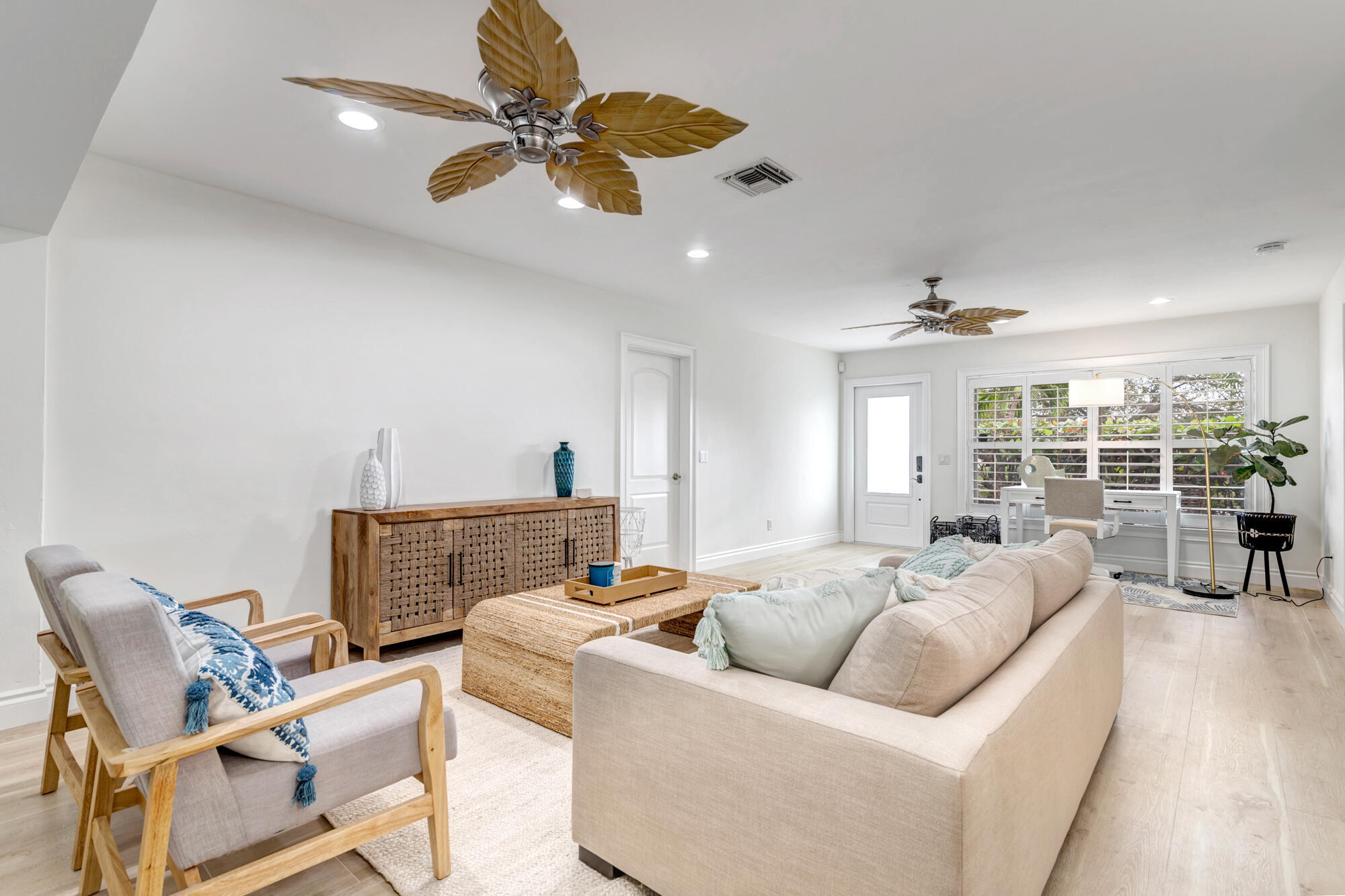 LAKE CLARKE HGTS IN - Residential Lease