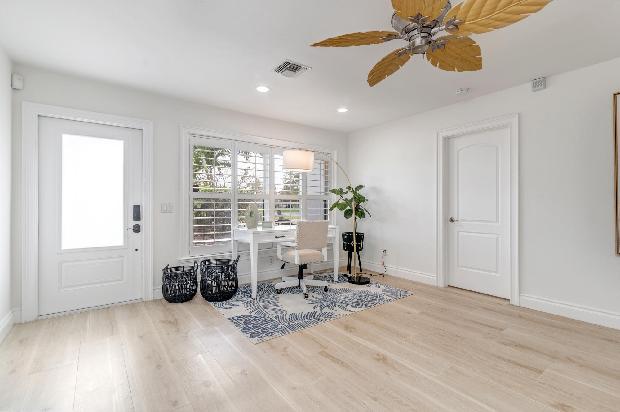 LAKE CLARKE HGTS IN - Residential Lease