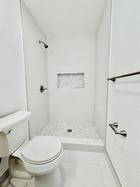 Tiny photo for 3140 SW 21st Street, Fort Lauderdale, FL 33312 (MLS # B26029170)