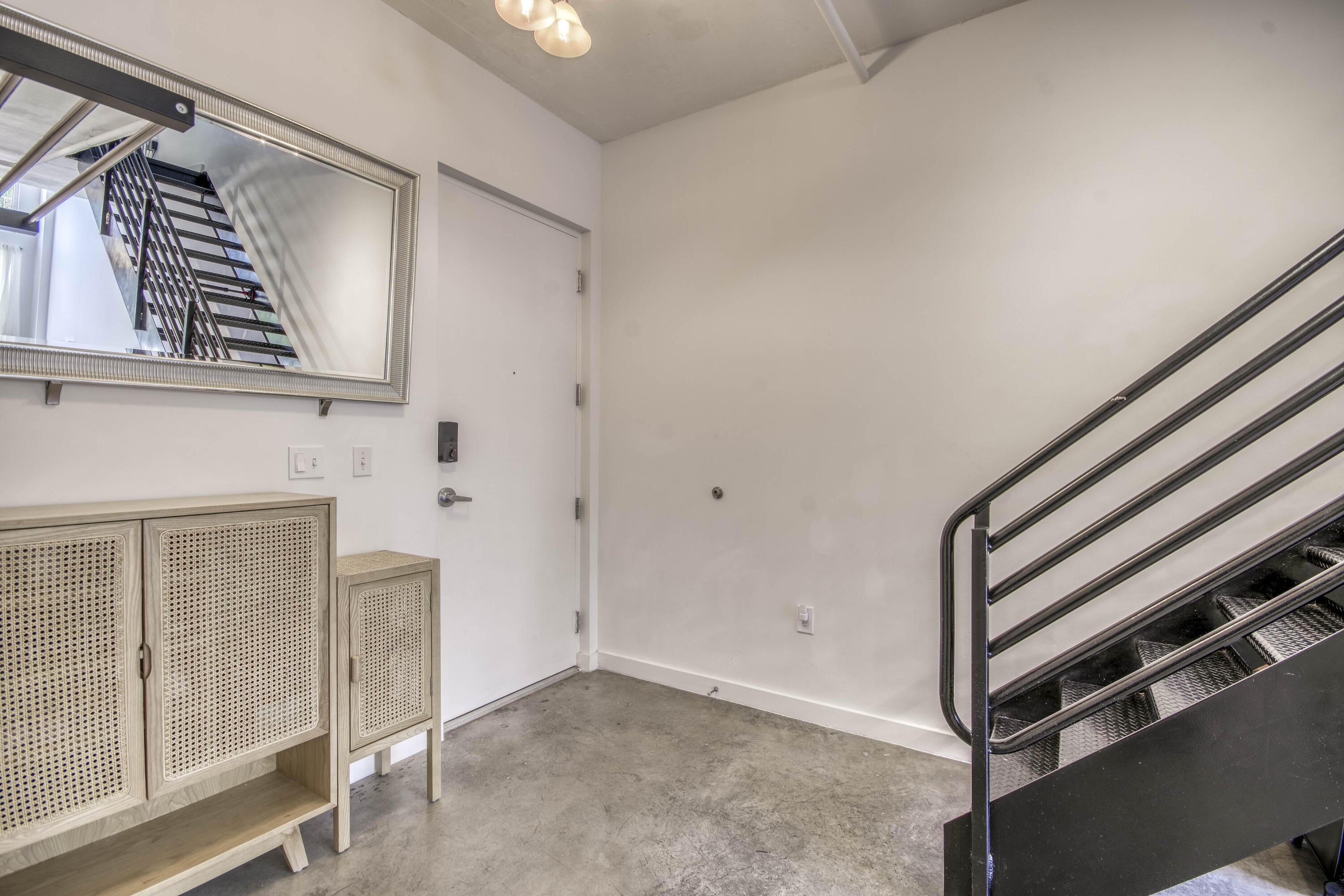 LAKE AVENUE LOFTS CONDO - Residential