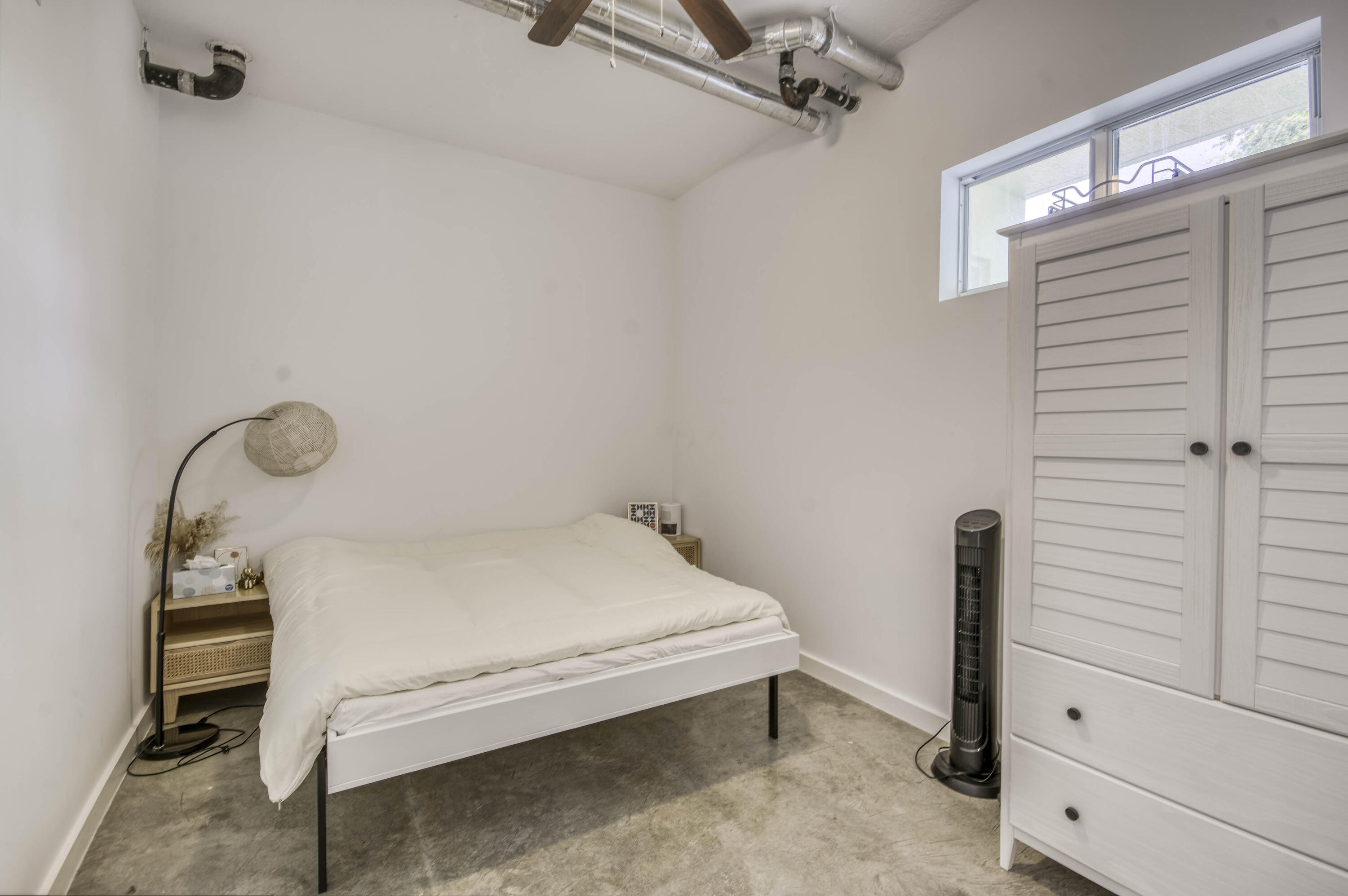 LAKE AVENUE LOFTS CONDO - Residential