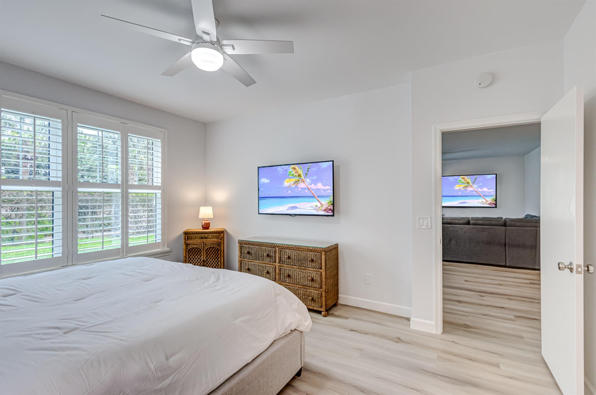 SEA COLONY CONDO - Residential Lease