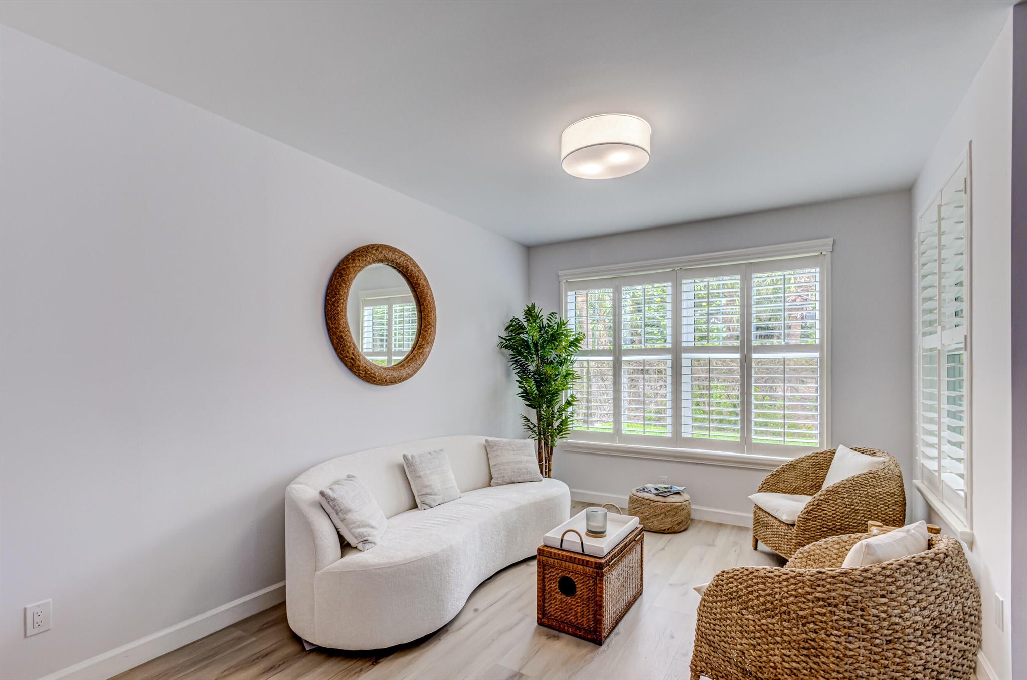 SEA COLONY CONDO - Residential Lease