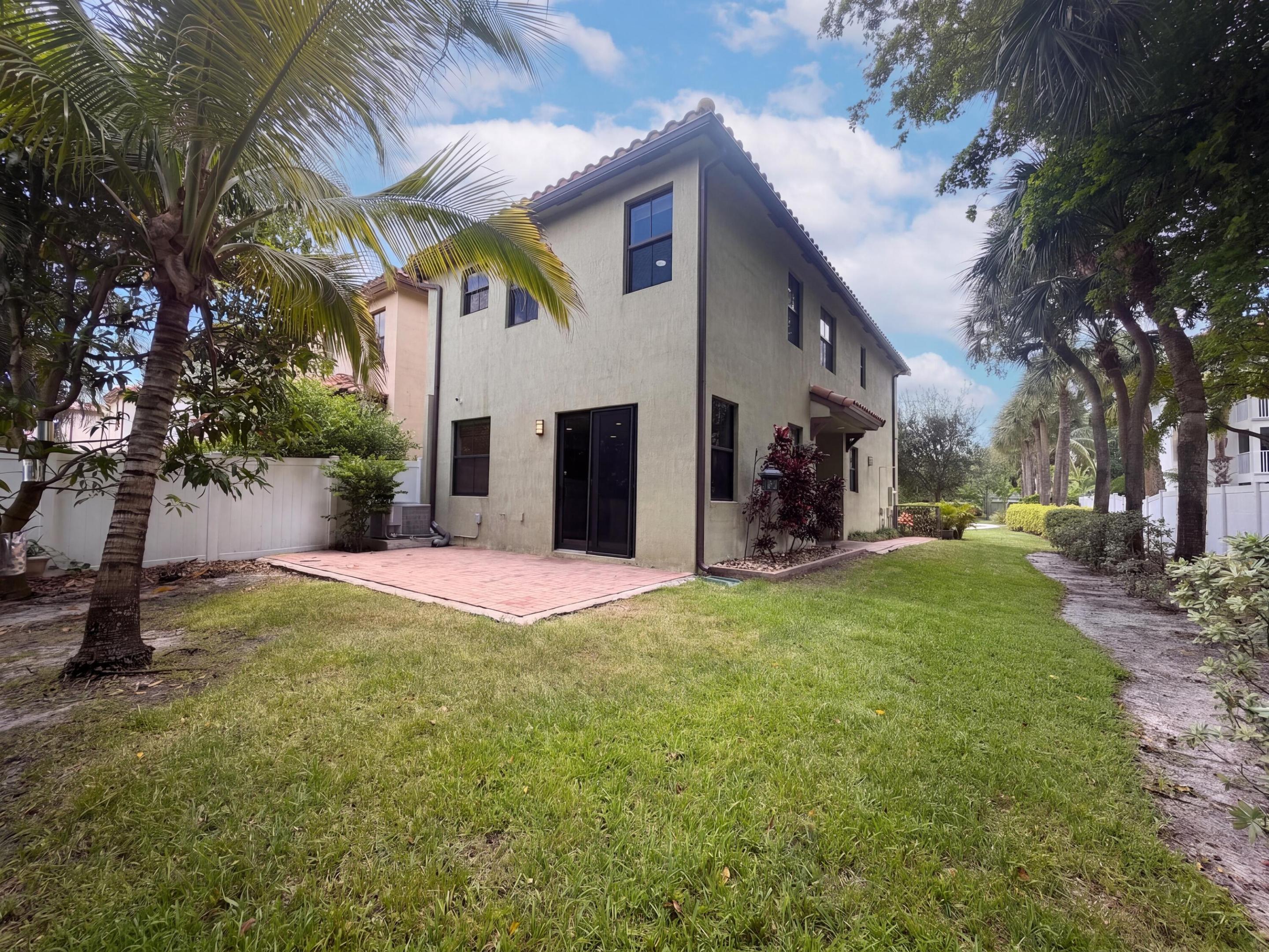 4967 NW 59th Street