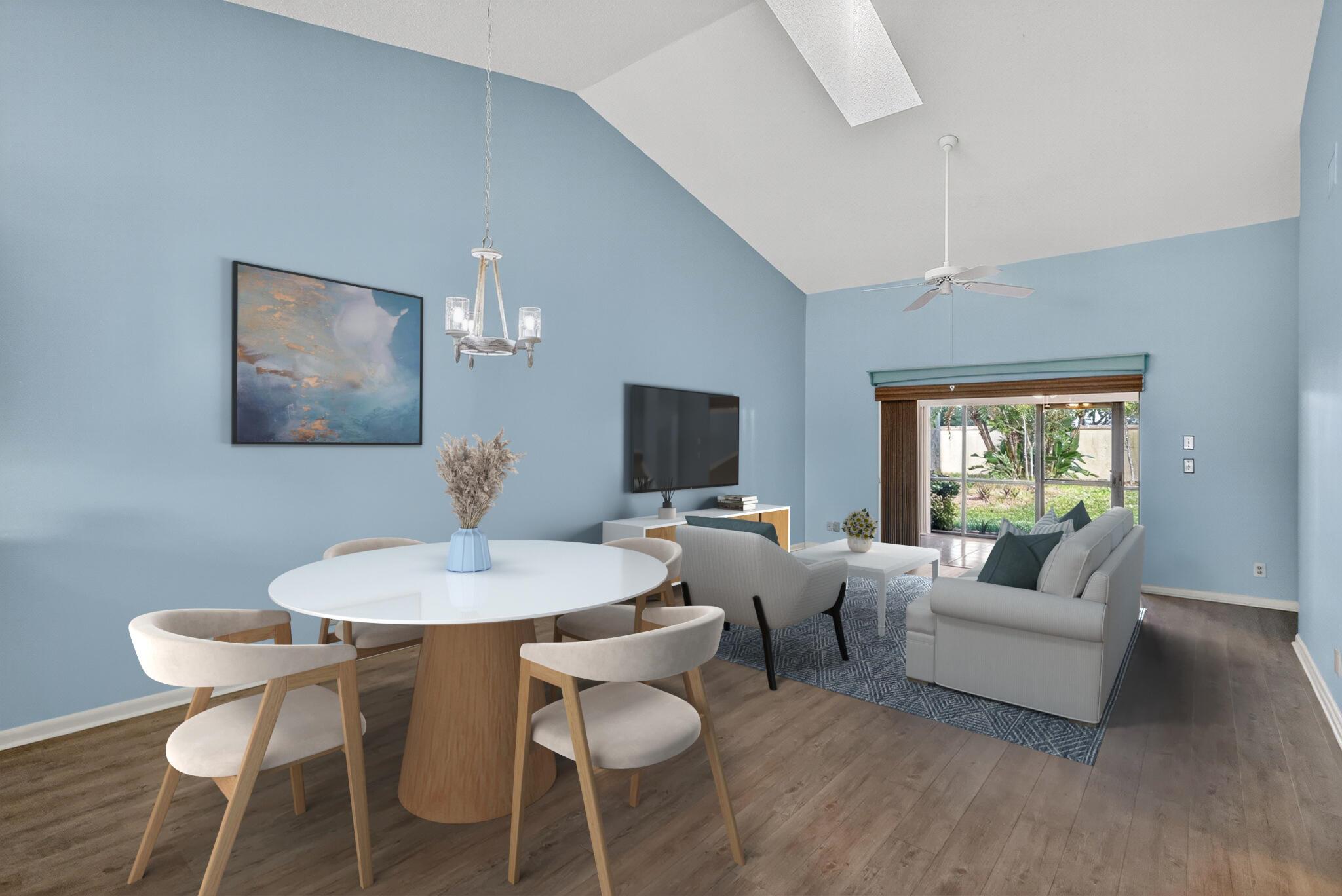 7643 SE Sugar Sand Circle