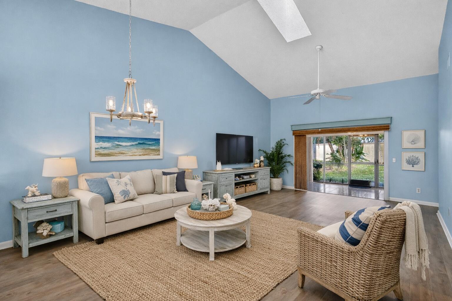 7643 SE Sugar Sand Circle