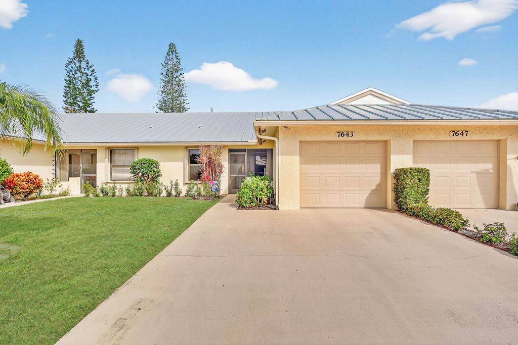 Photo of 7643 SE Sugar Sand Circle, Hobe Sound, FL 33455 (MLS # R11139556)