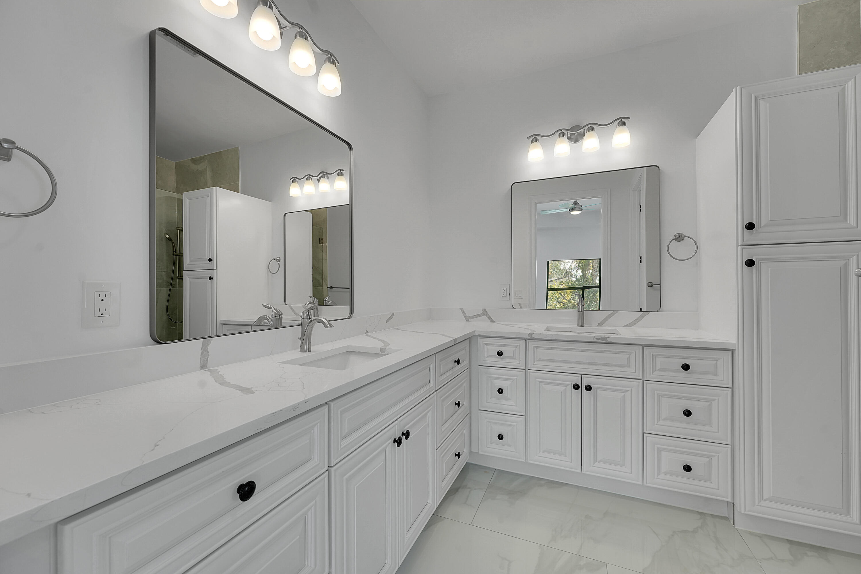 LAKEWOOD PARK UNIT 10 - Residential Lease