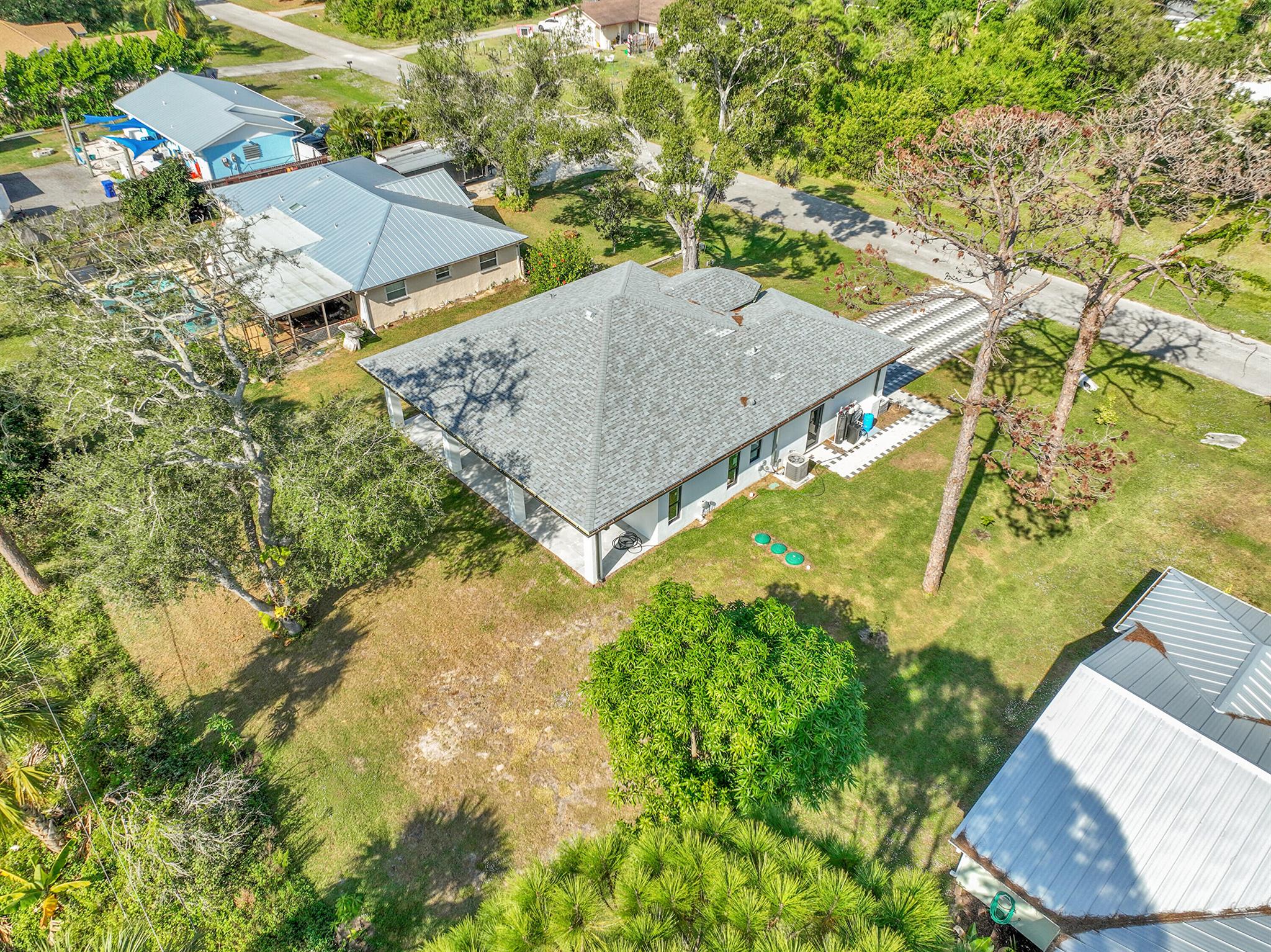 LAKEWOOD PARK UNIT 10 - Residential Lease