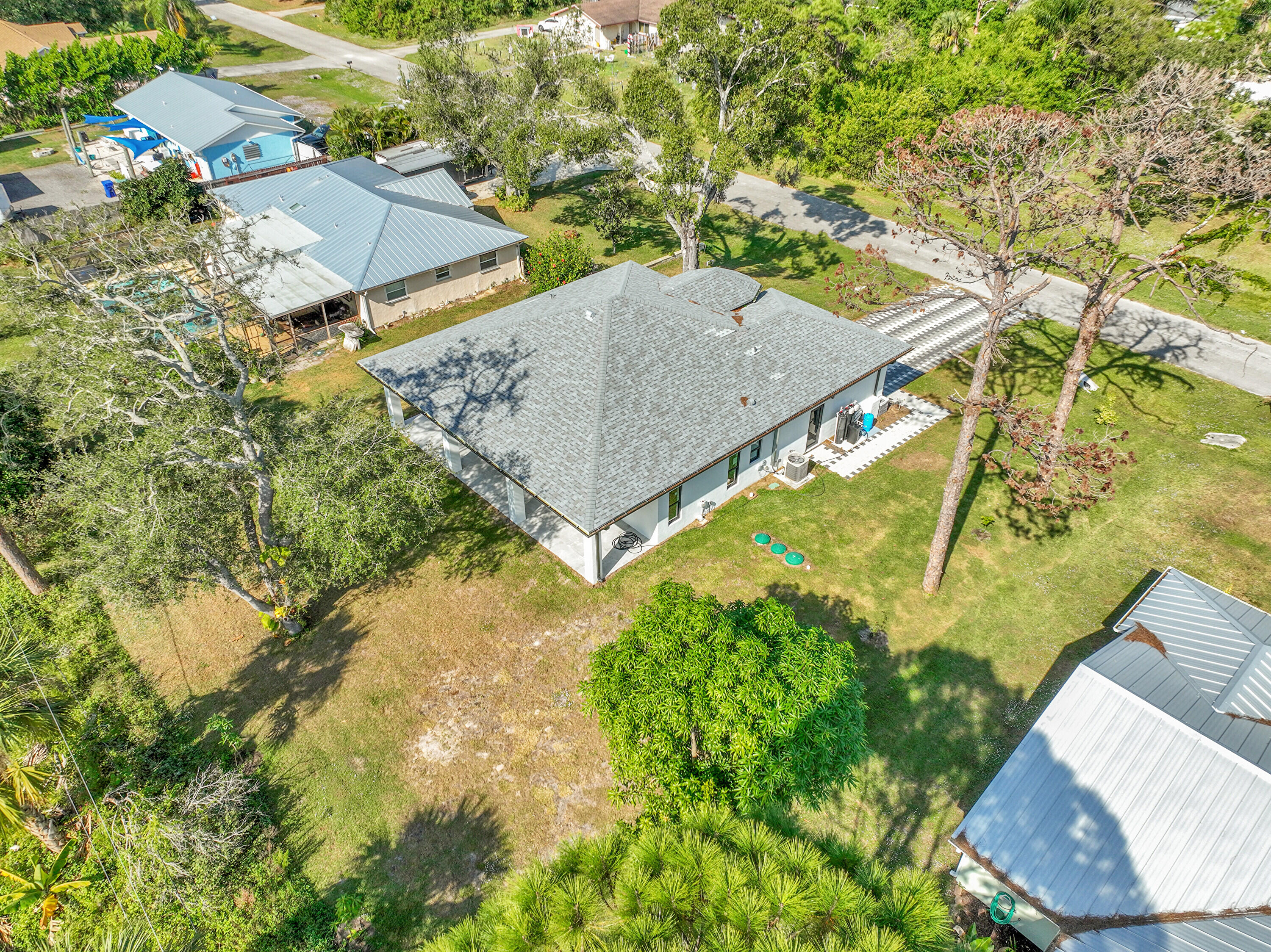 LAKEWOOD PARK UNIT 10 - Residential Lease