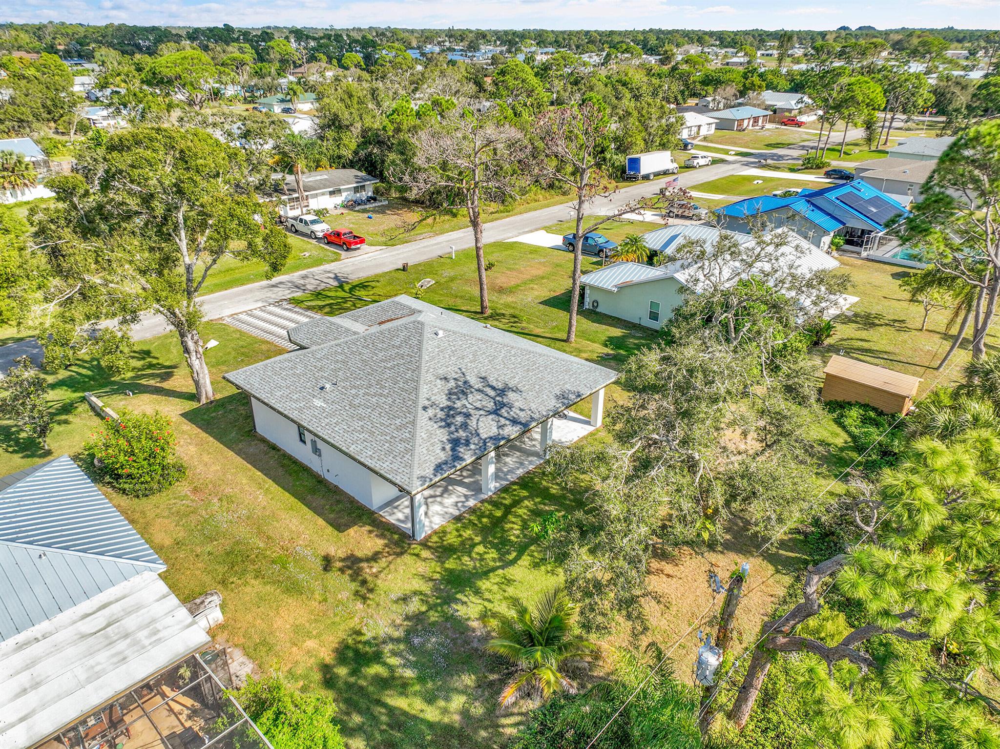 LAKEWOOD PARK UNIT 10 - Residential Lease