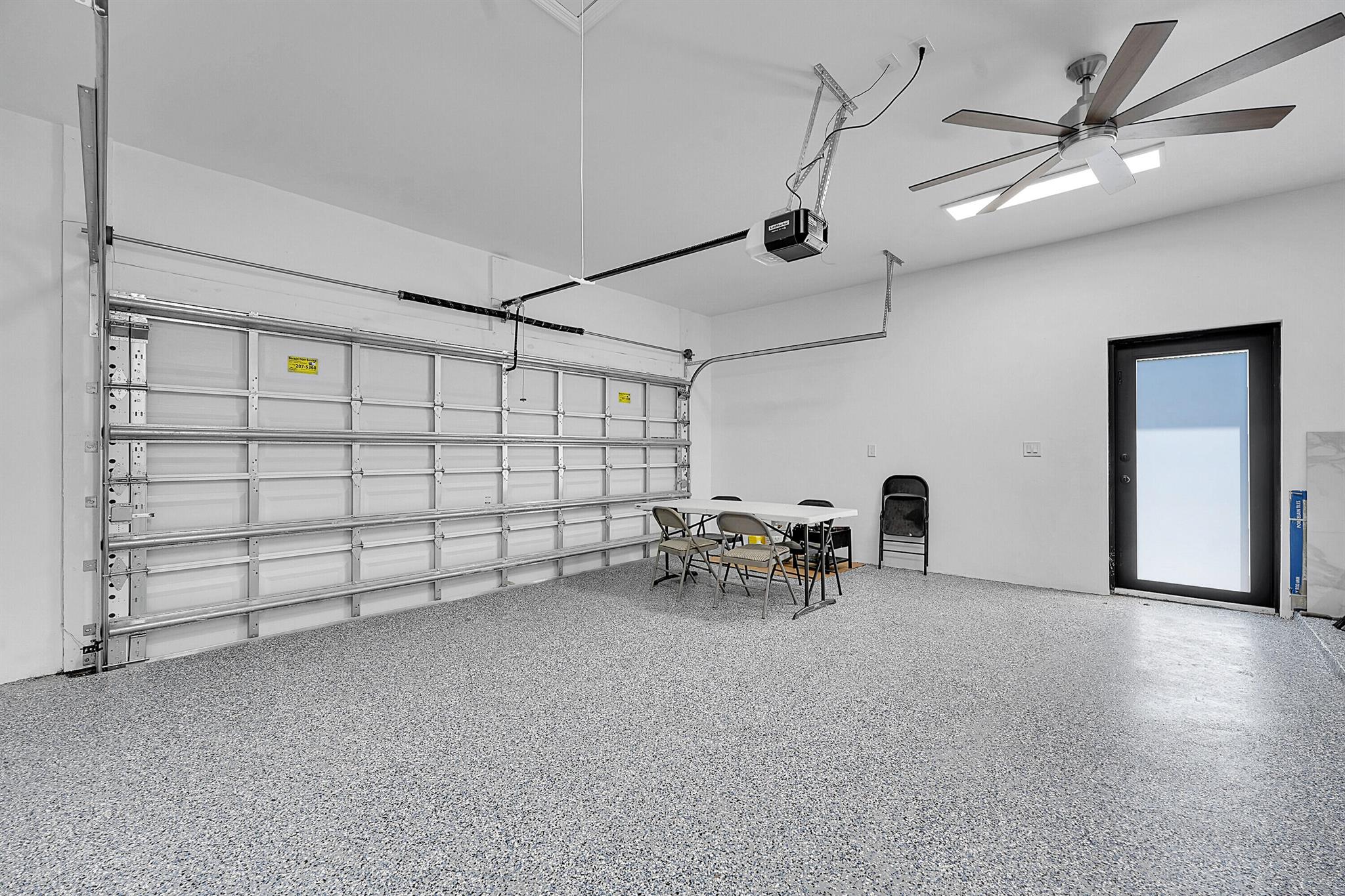 LAKEWOOD PARK UNIT 10 - Residential Lease