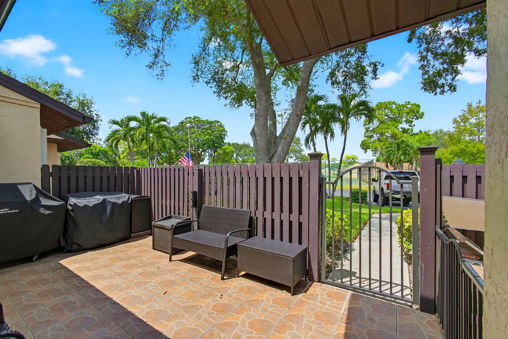 606 Sea Pine Way B