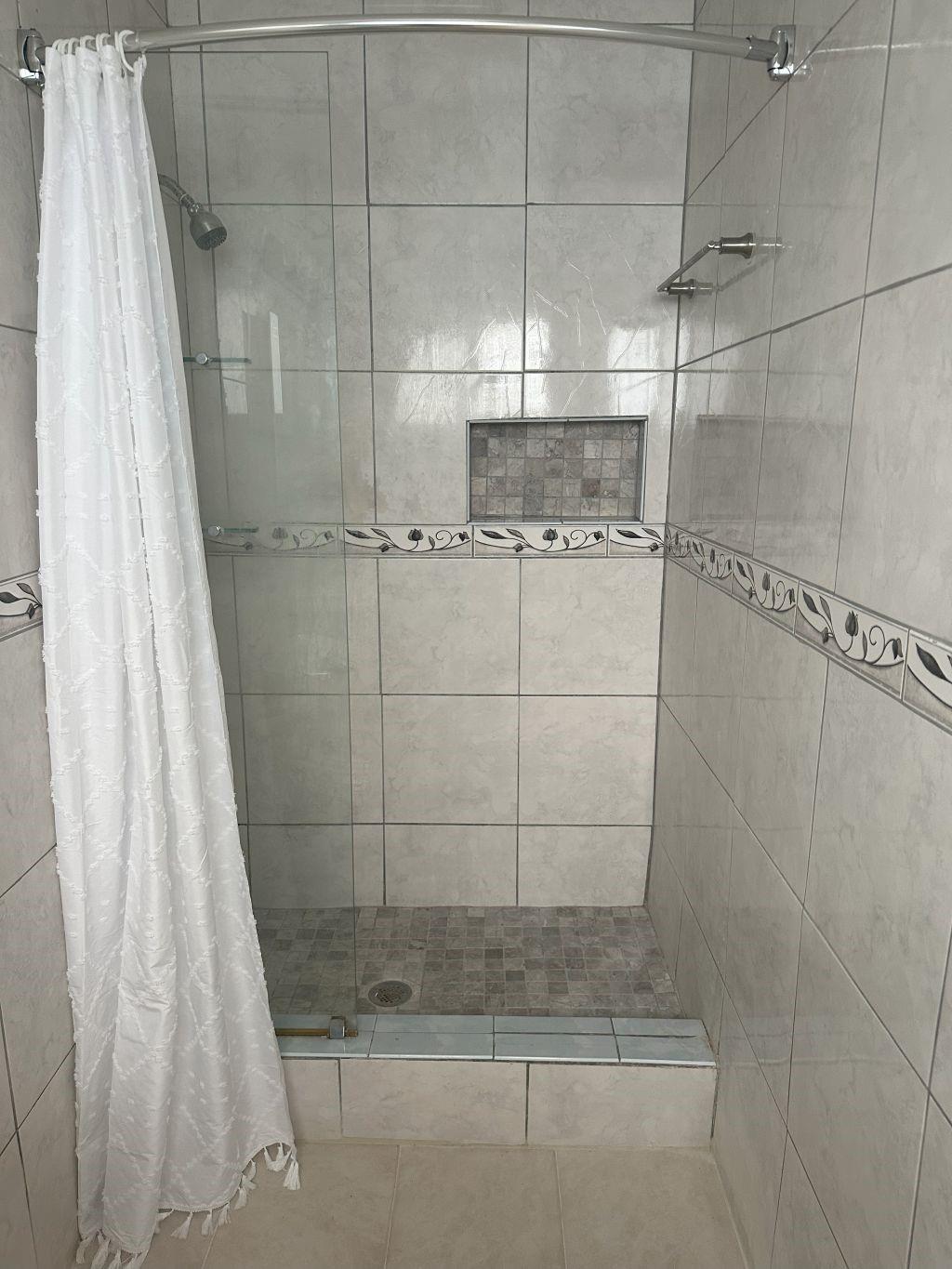 Broadview Park Sec 3 39-1 - Residential Lease