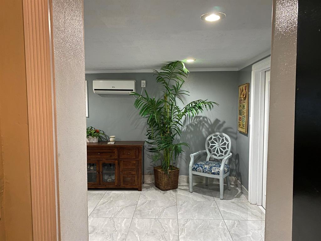 GUN CLUB ESTATES IN - Residential