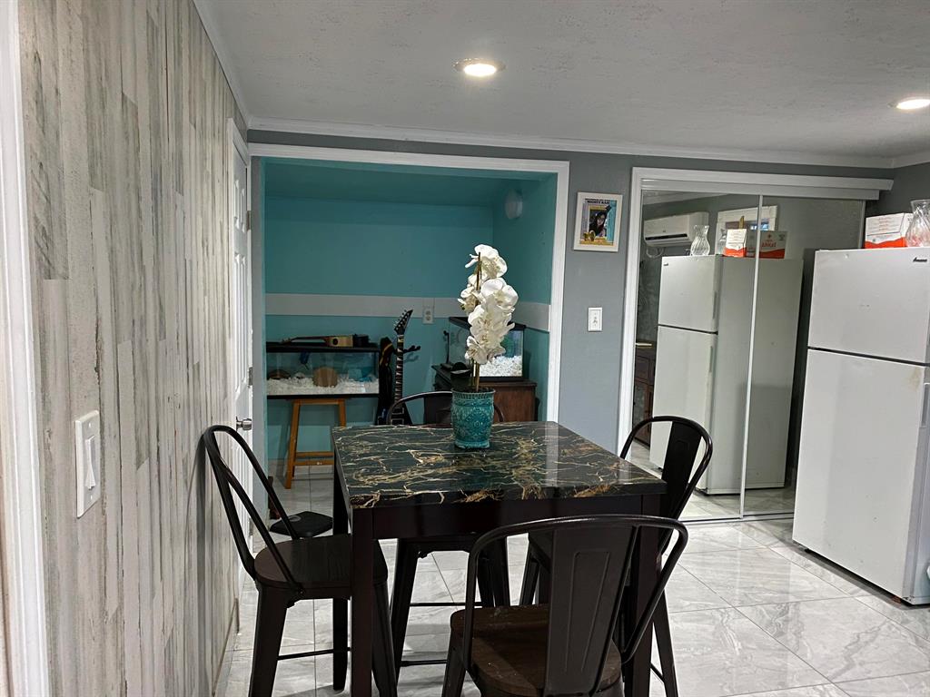 GUN CLUB ESTATES IN - Residential