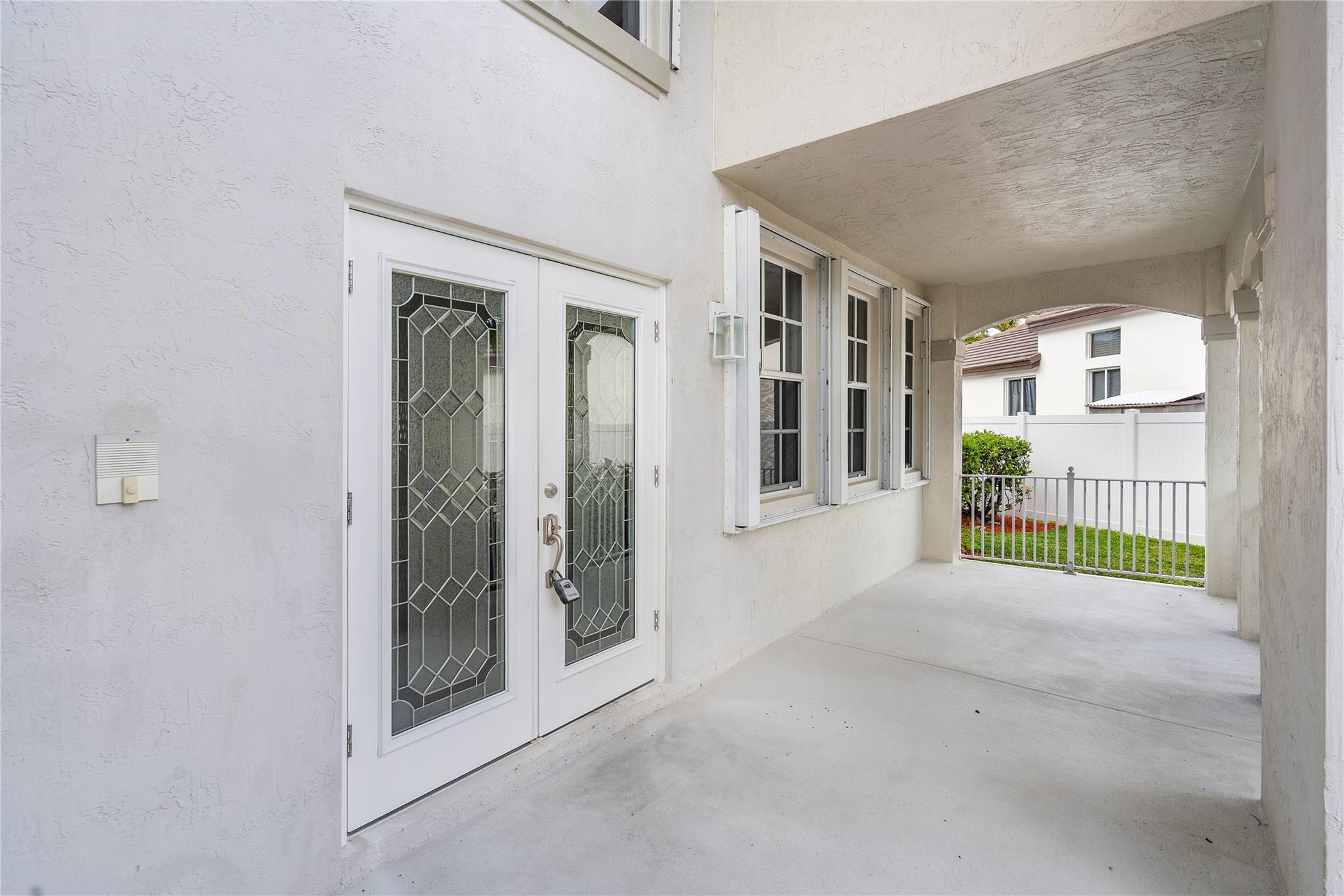 936 Greenwood Rd