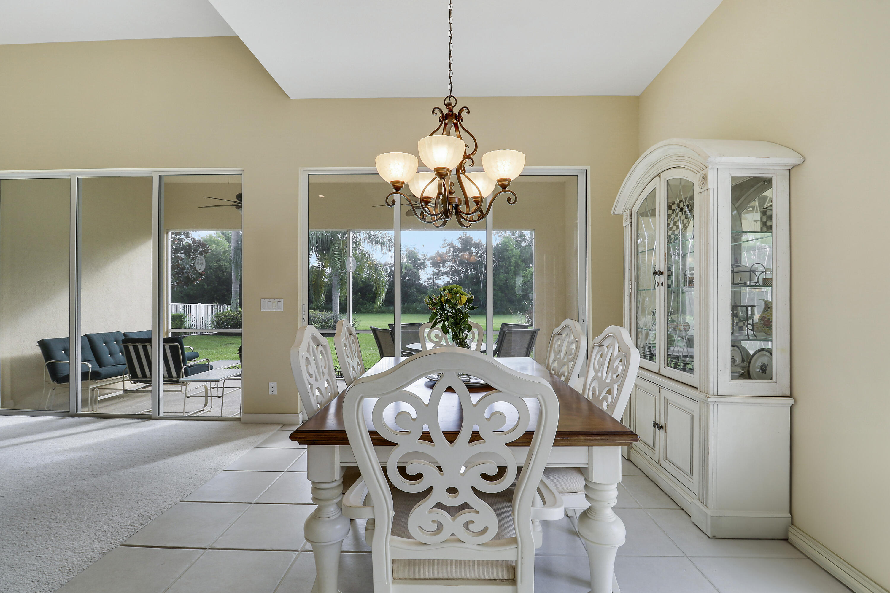 THE RETREAT - Residential