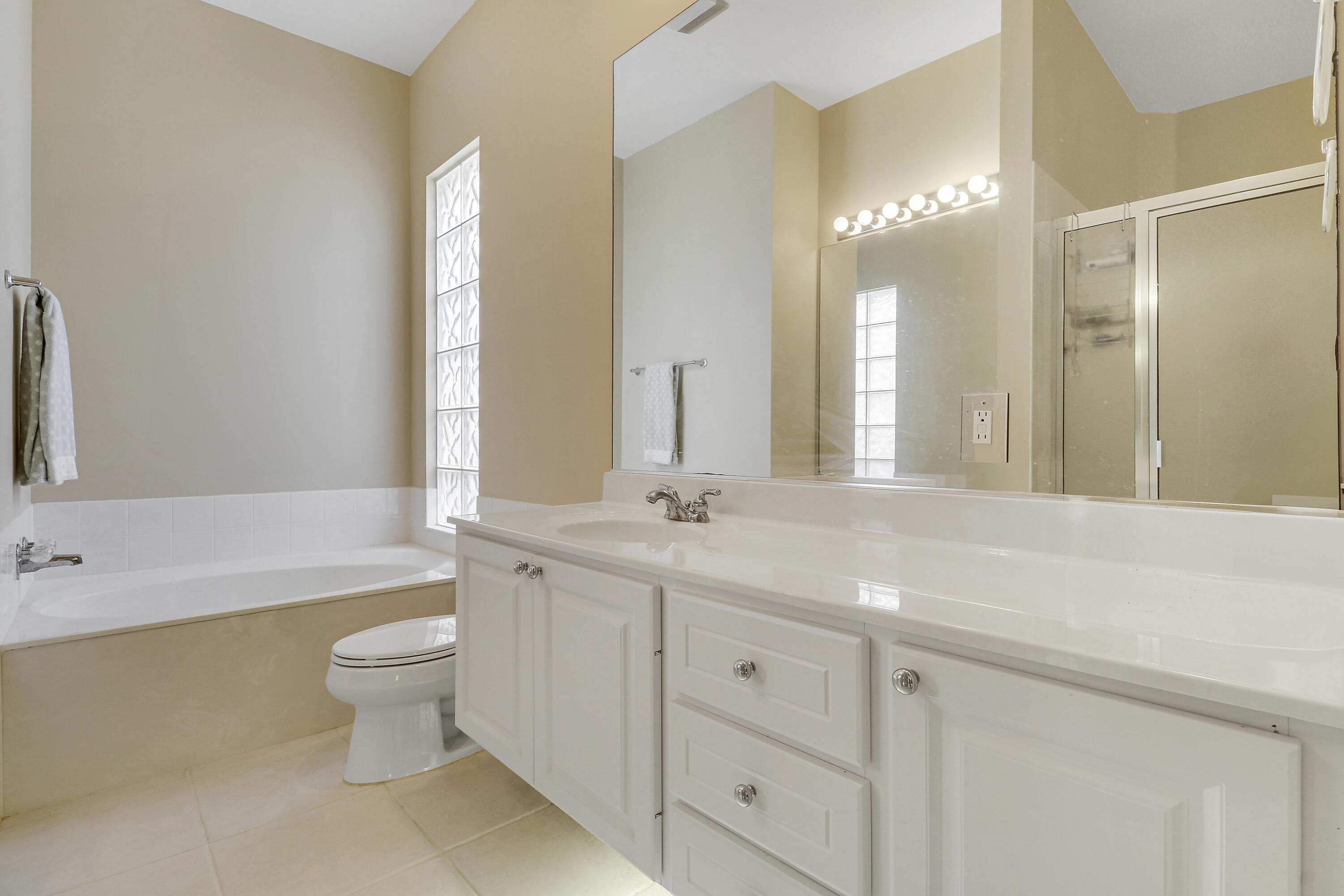 THE RETREAT - Residential