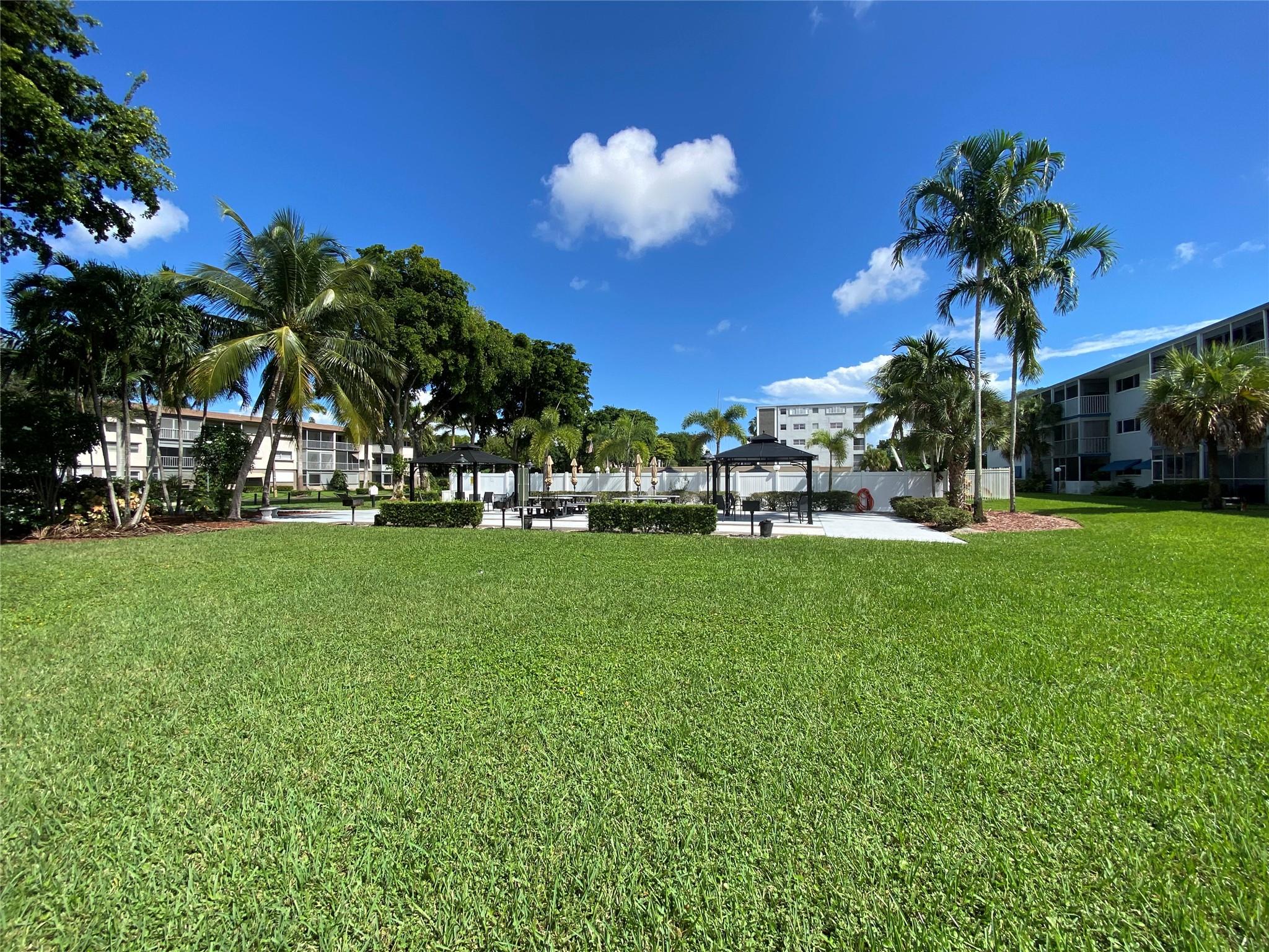 HILLCREST - Residential