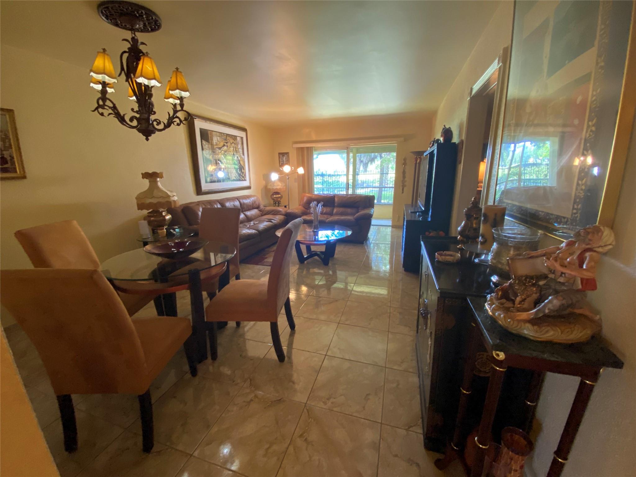 HILLCREST - Residential