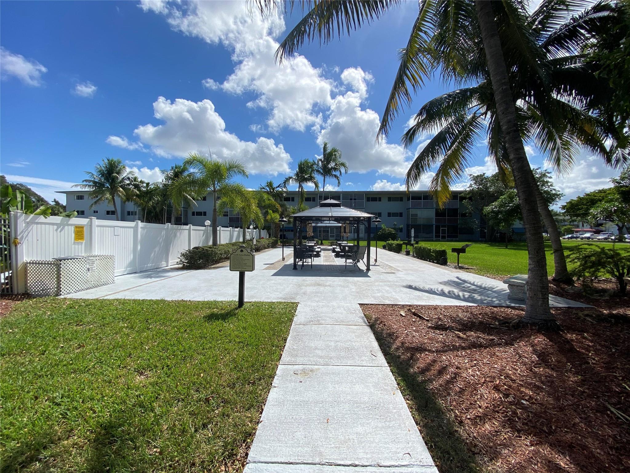 HILLCREST - Residential