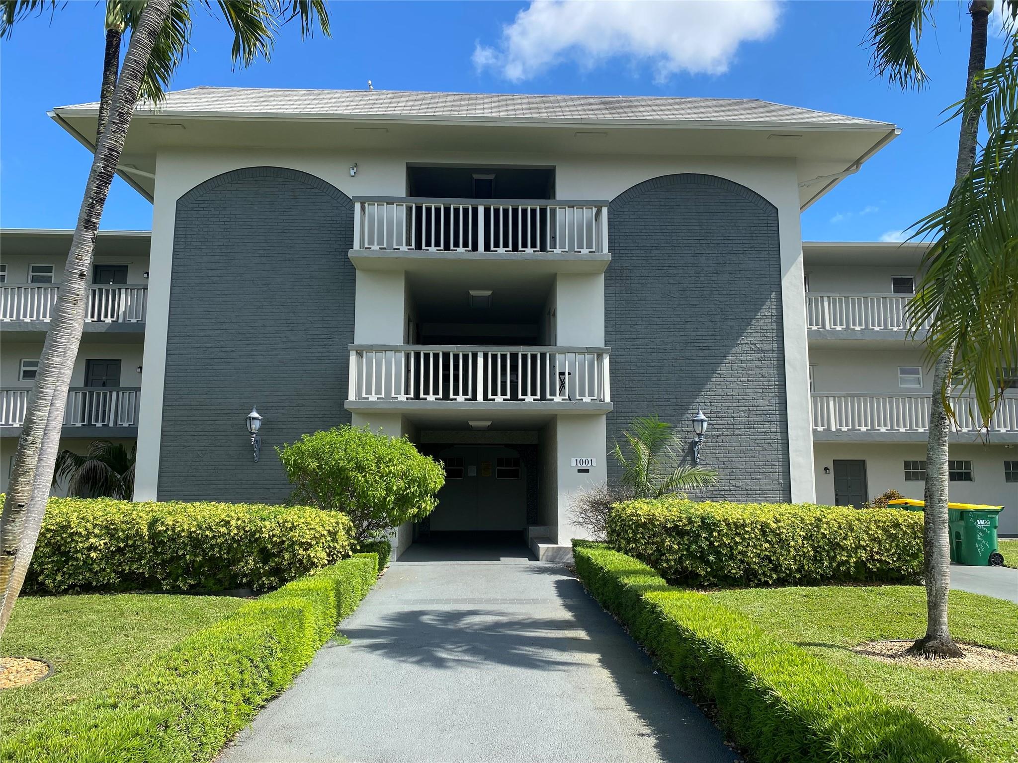 1001 Hillcrest Court 108