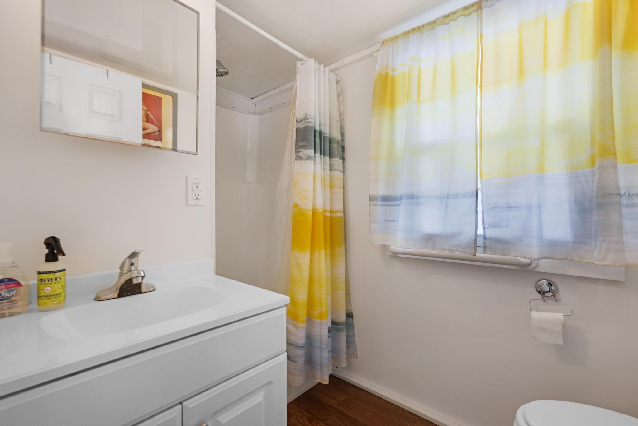 1801 N Roosevelt Boulevard M-28