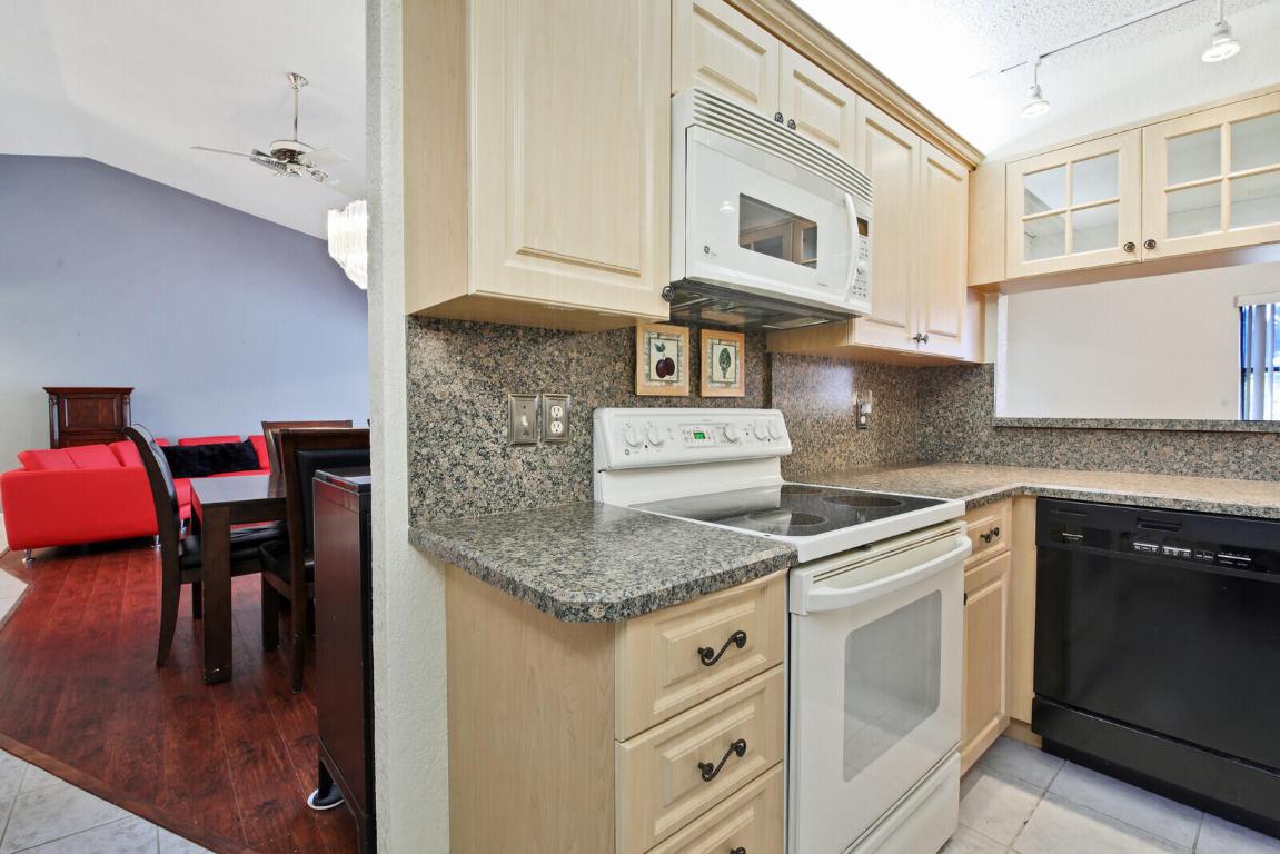 Boca Delray - Residential Lease