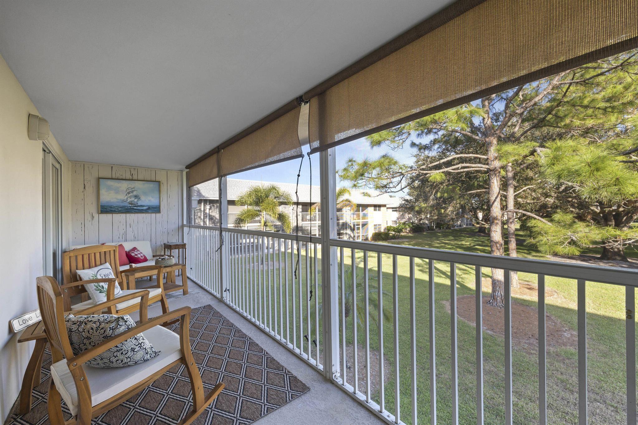 LITTLE CLUB CONDO - Residential