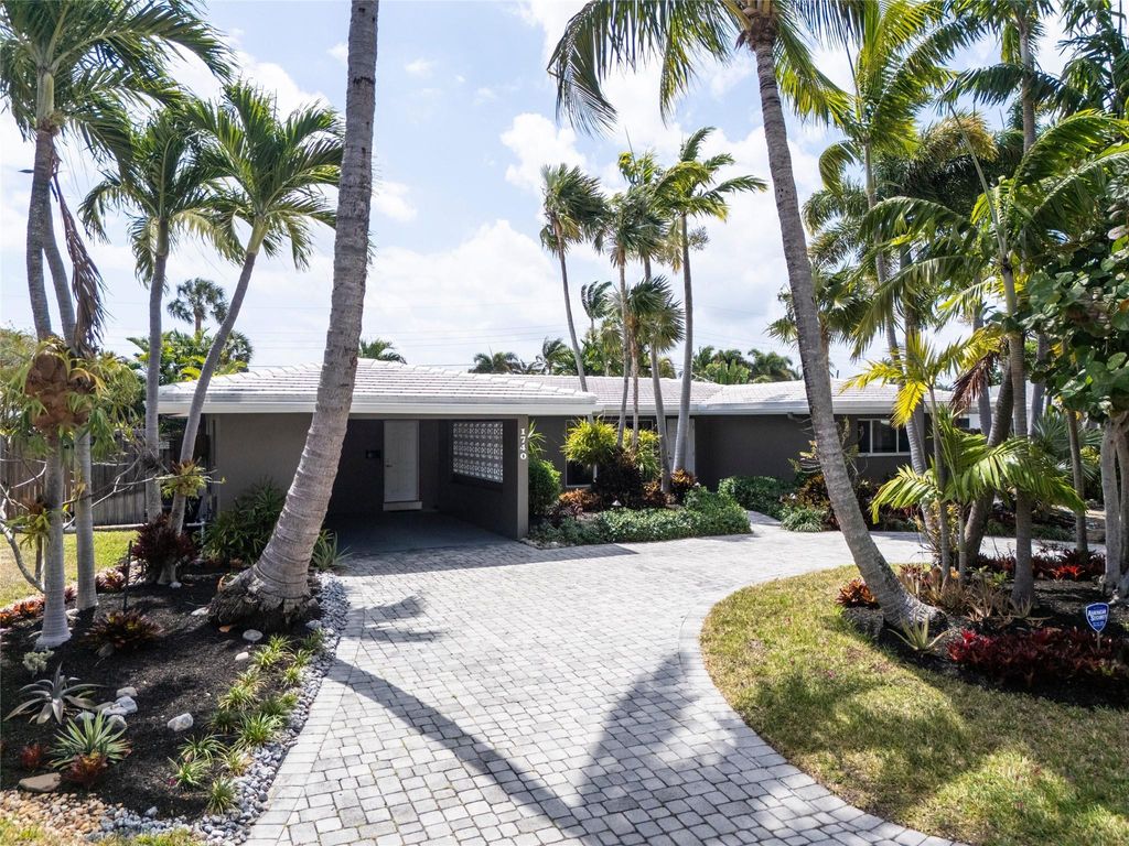 Photo of 1740 NE 40th Place, Oakland Park, FL 33334 (MLS # F10495116)