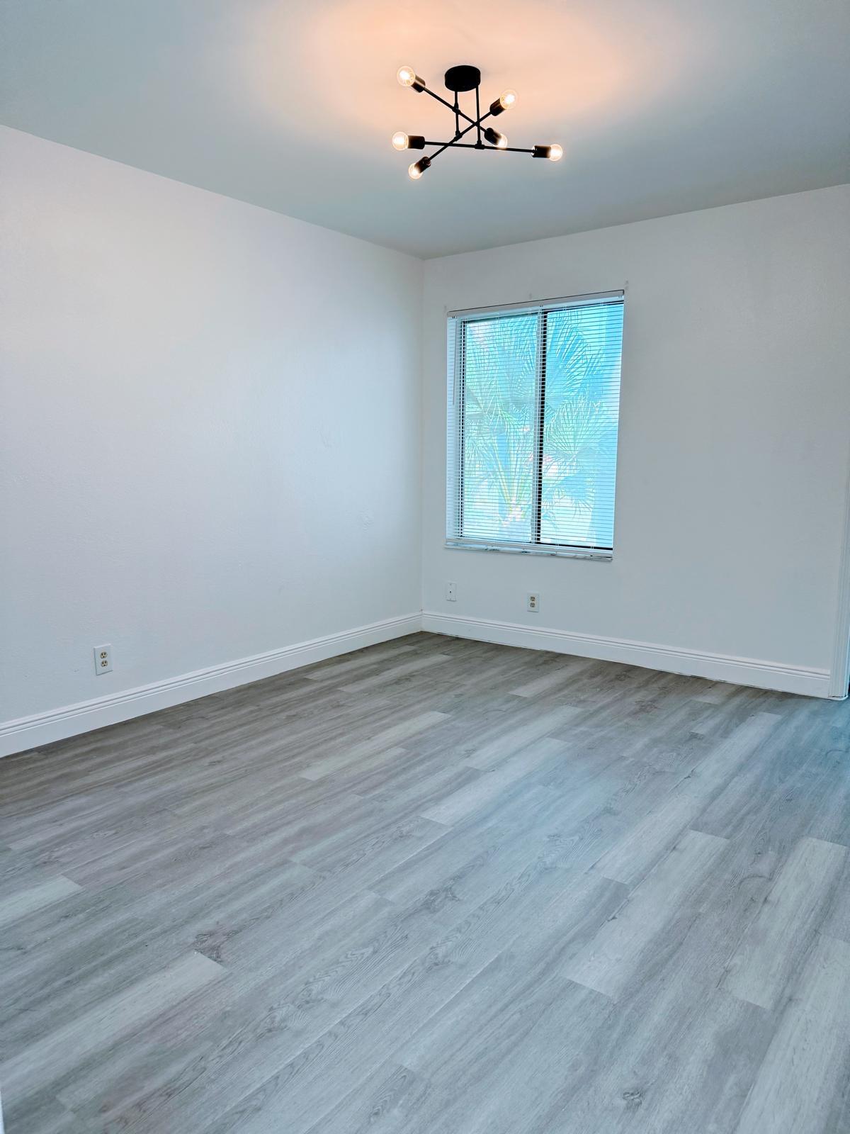 CORAL KEY CONDO - Residential Lease