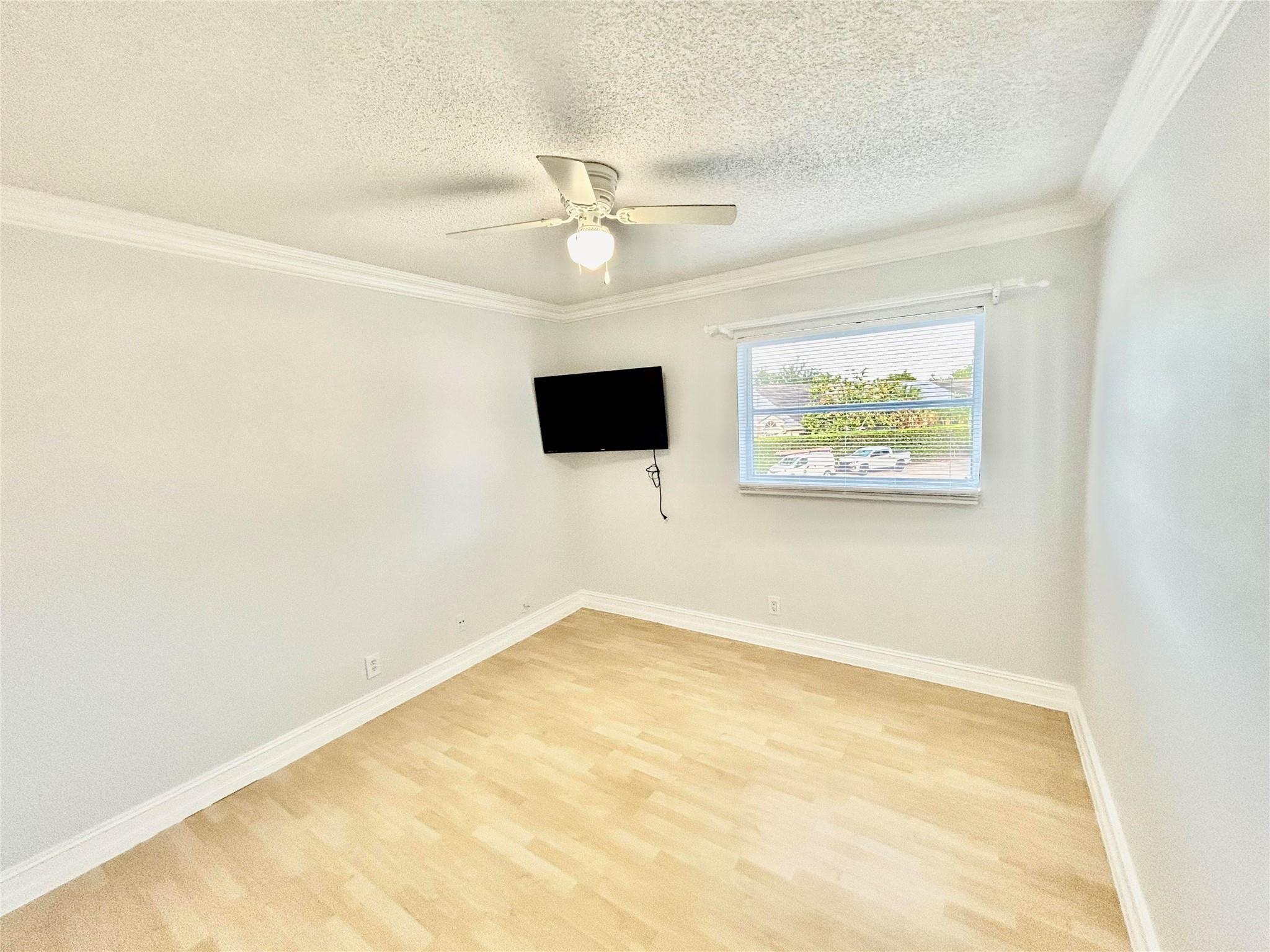 FOREST VILLAS CONDO - Residential Lease