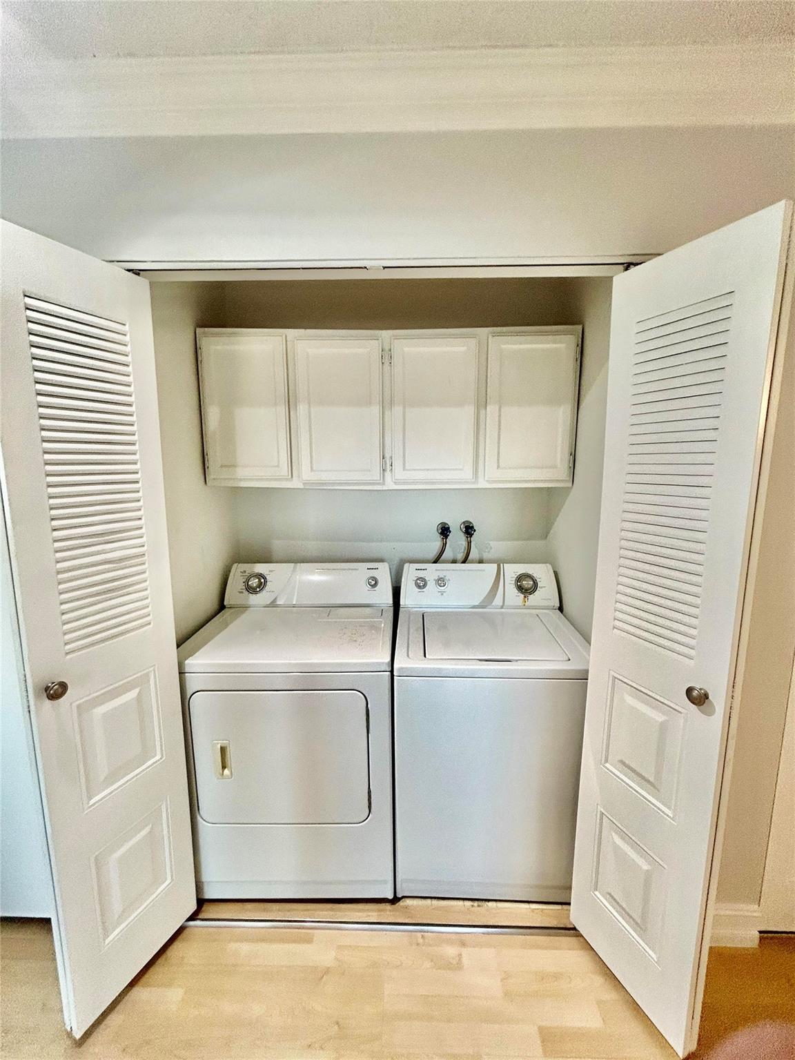 FOREST VILLAS CONDO - Residential Lease