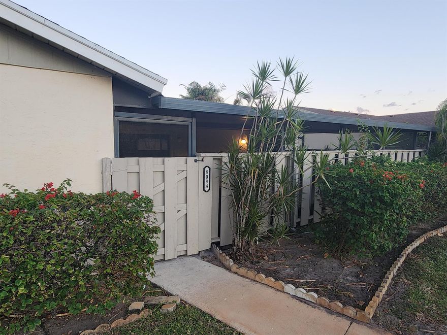 Beautiful split-bedroom villa with 2 beds, 2 baths, a screened covered patio, updated kitchen, and 1,243 sq ft of living space (1,800 total). Enjoy a quiet community with a pool and tennis courts, minutes from I-95. HOA requires a 660+ credit score.