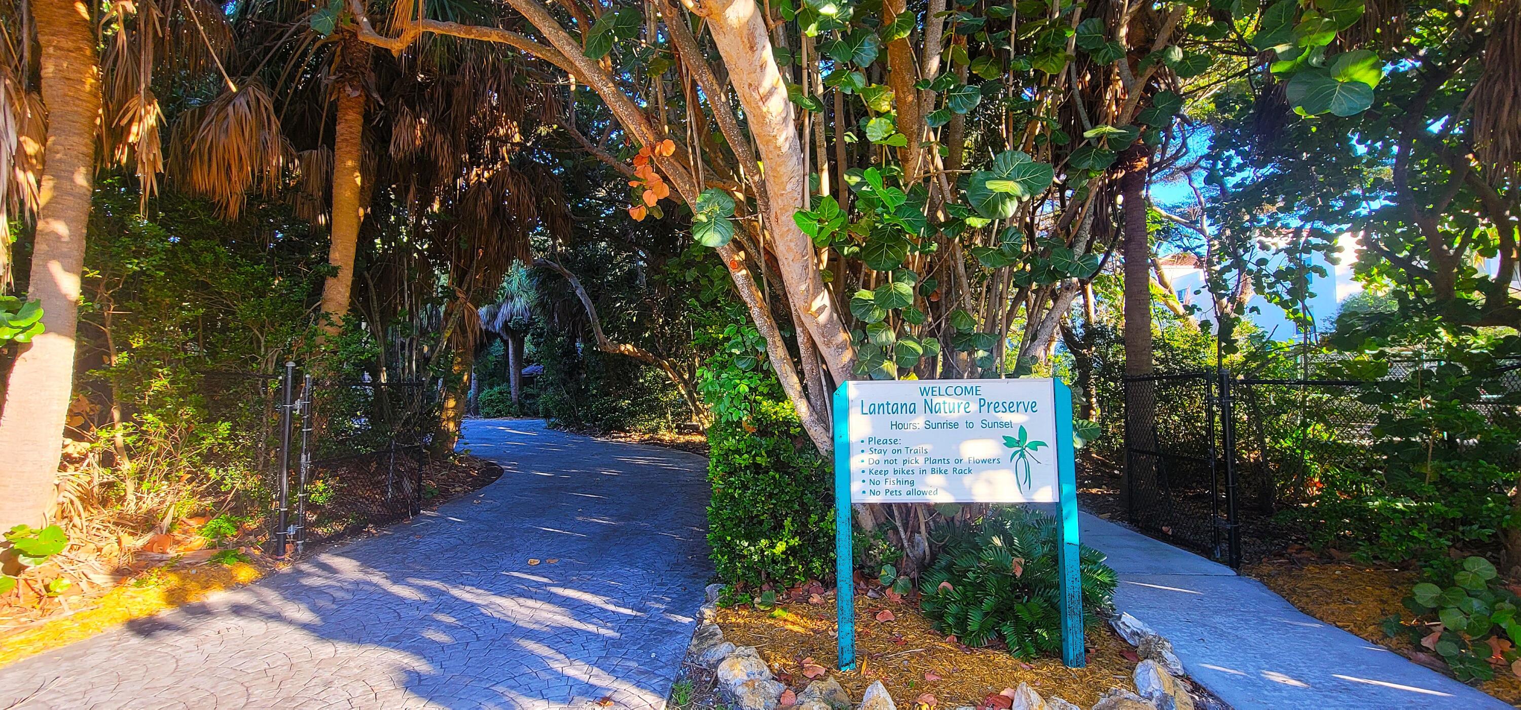 HIDDEN HARBOUR OF THE PALM BEACHES CONDO - Residential Lease