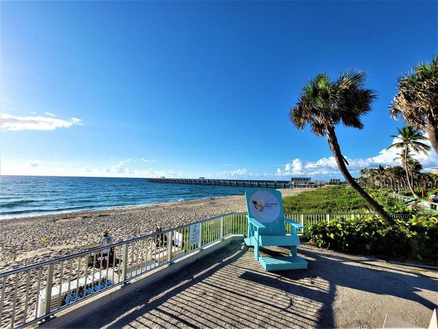 HIDDEN HARBOUR OF THE PALM BEACHES CONDO - Residential Lease