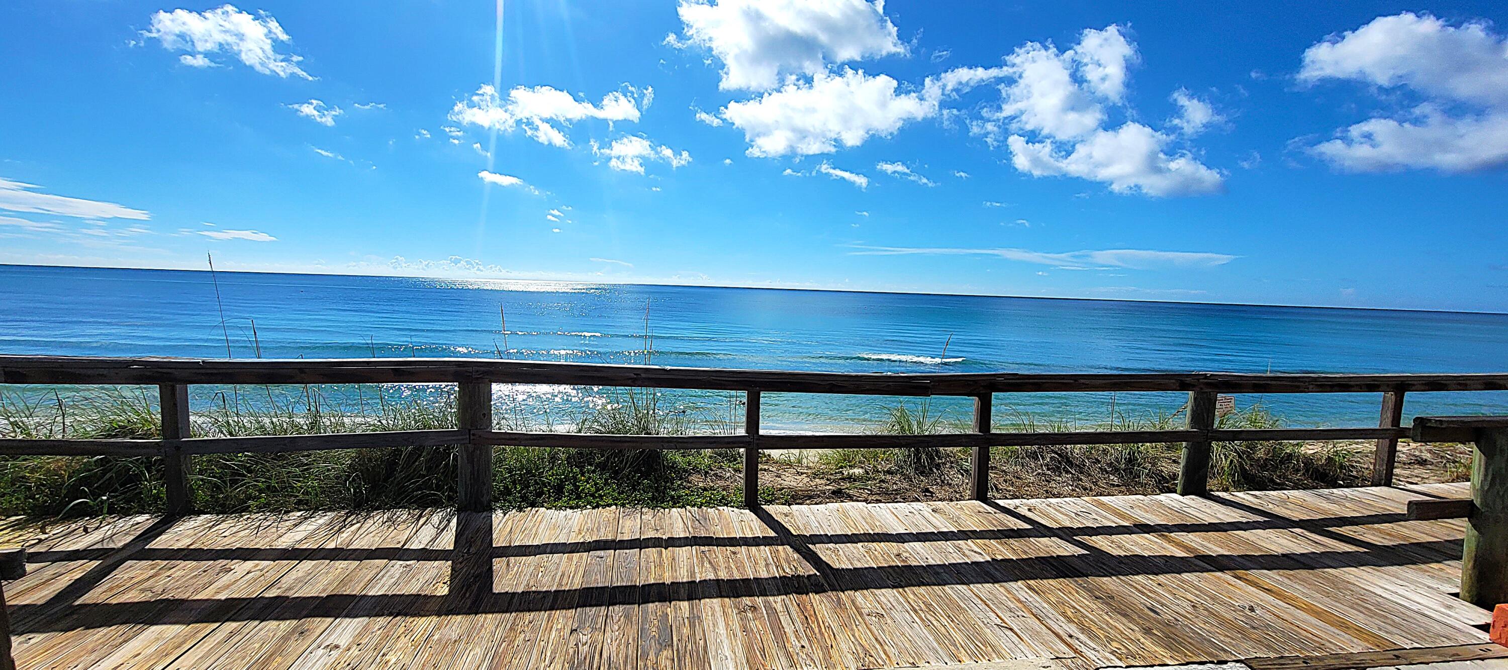 HIDDEN HARBOUR OF THE PALM BEACHES CONDO - Residential Lease