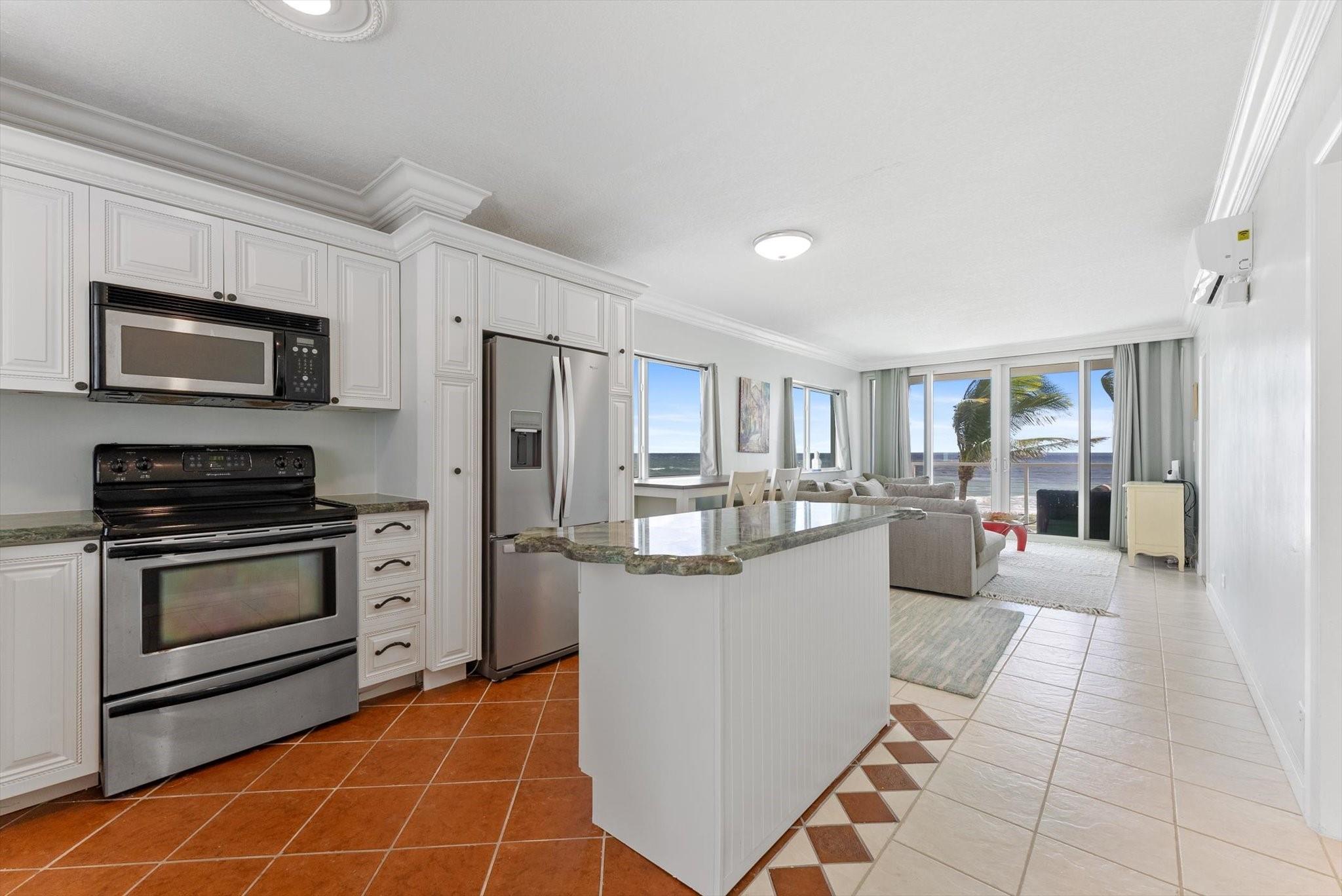 hillsboro mile - Residential Lease