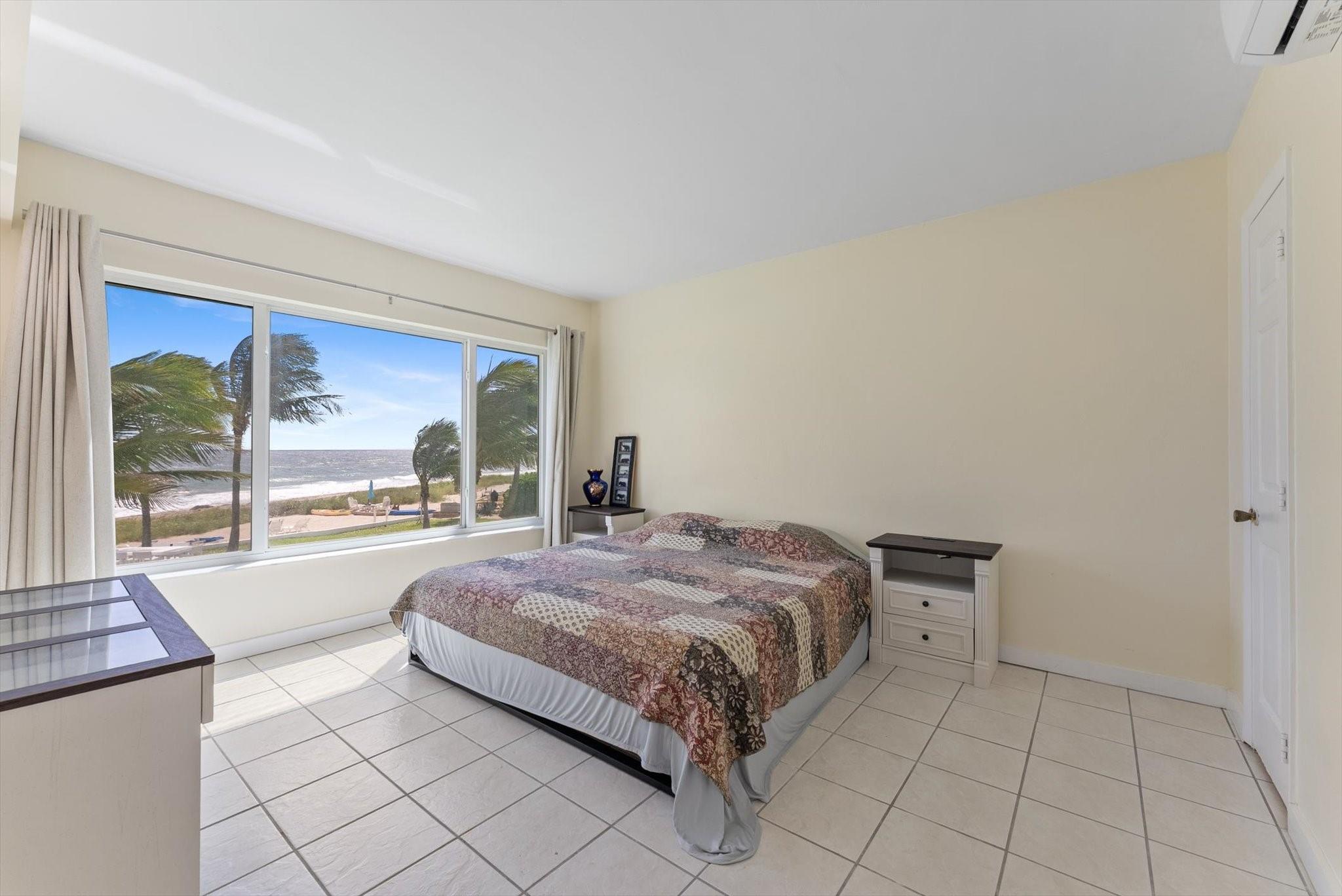 hillsboro mile - Residential Lease