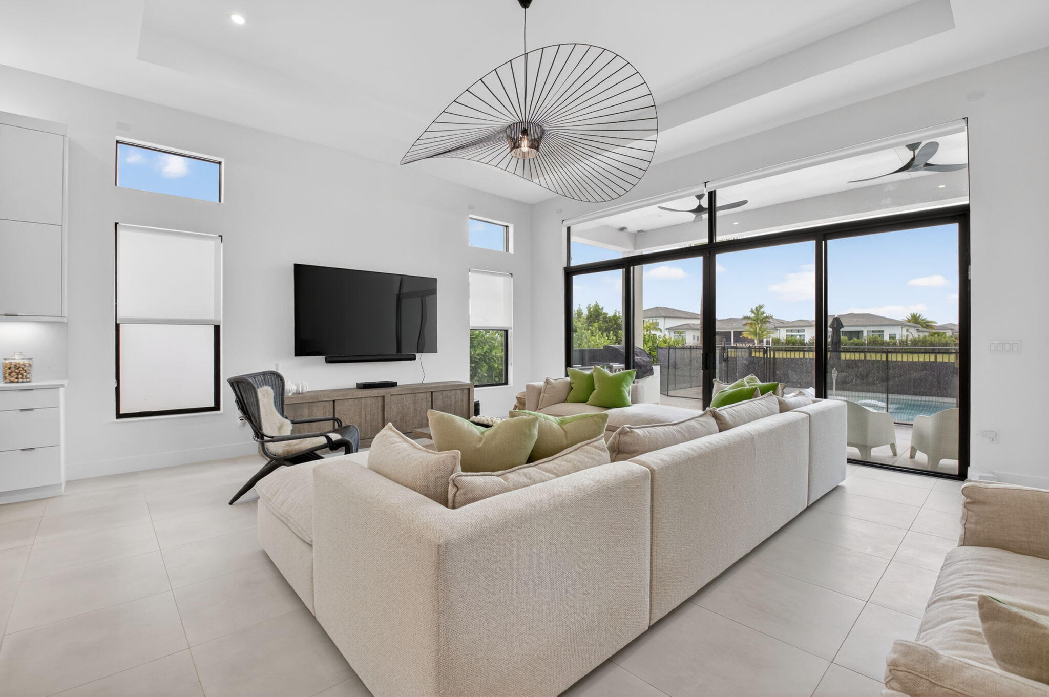 LOTUS PALM - Residential